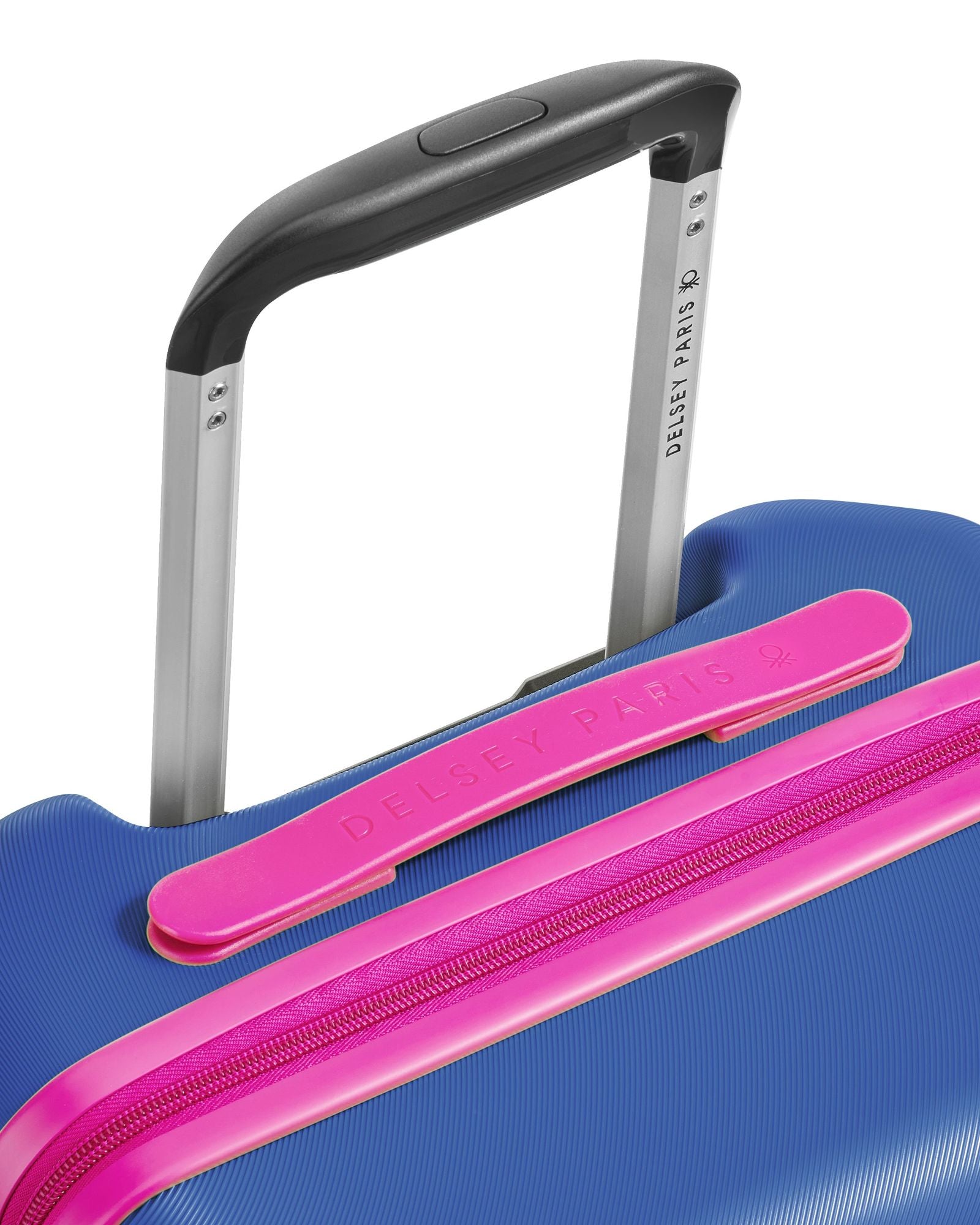 عربة أمتعة UCOB Fabrica 4 ذات العجلات المزدوجة والغطاء الصلب غير القابل للتمدد