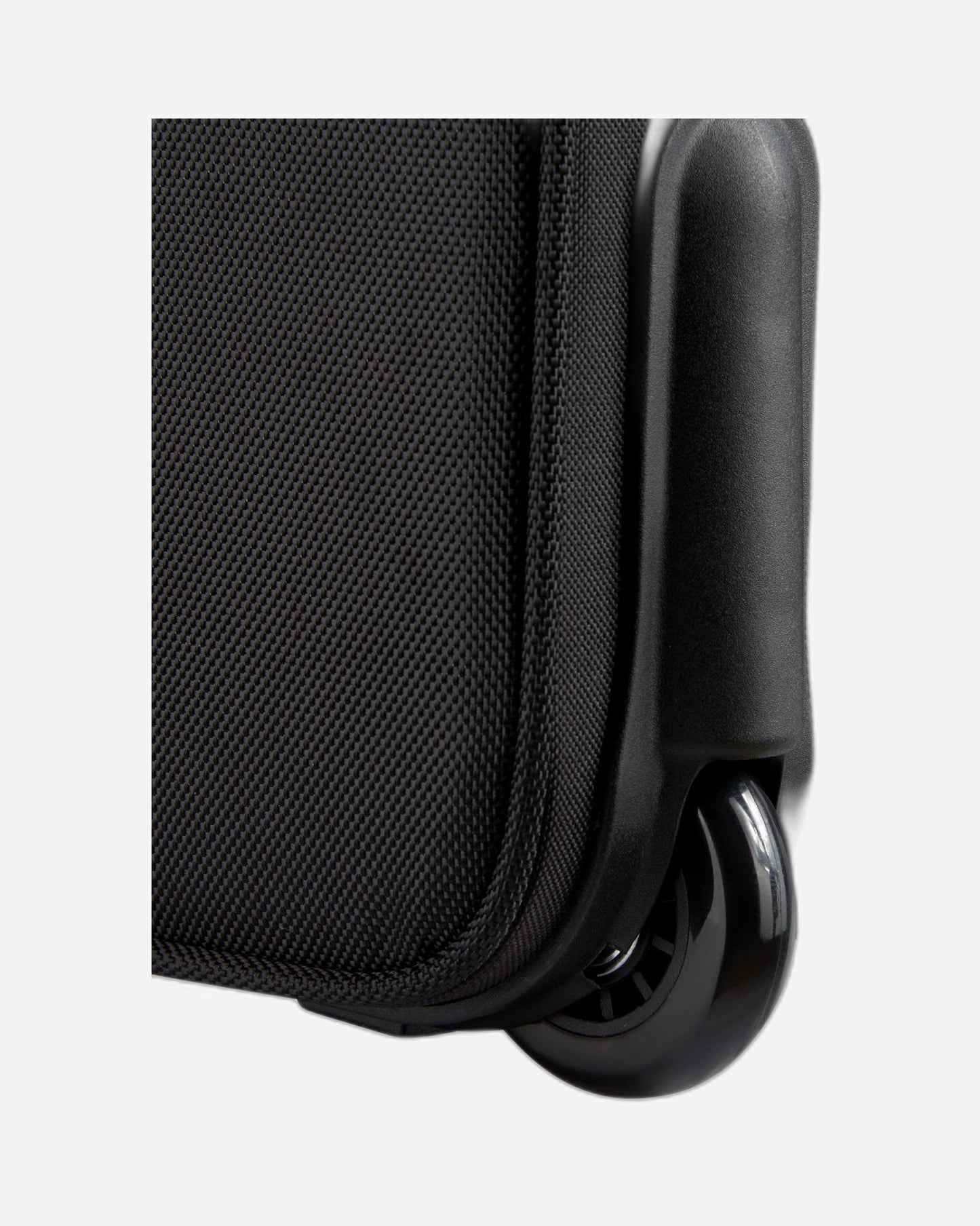 الأمتعة ديلسي باريس بارفيس بلس