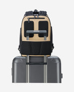 حقيبة ظهر بيجو فوياجيز للسفر مقاومة للماء مقاس 18 بوصة 