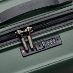 عربة أمتعة تورين 2.0 صلبة غير قابلة للتوسيع بأربع عجلات مزدوجة