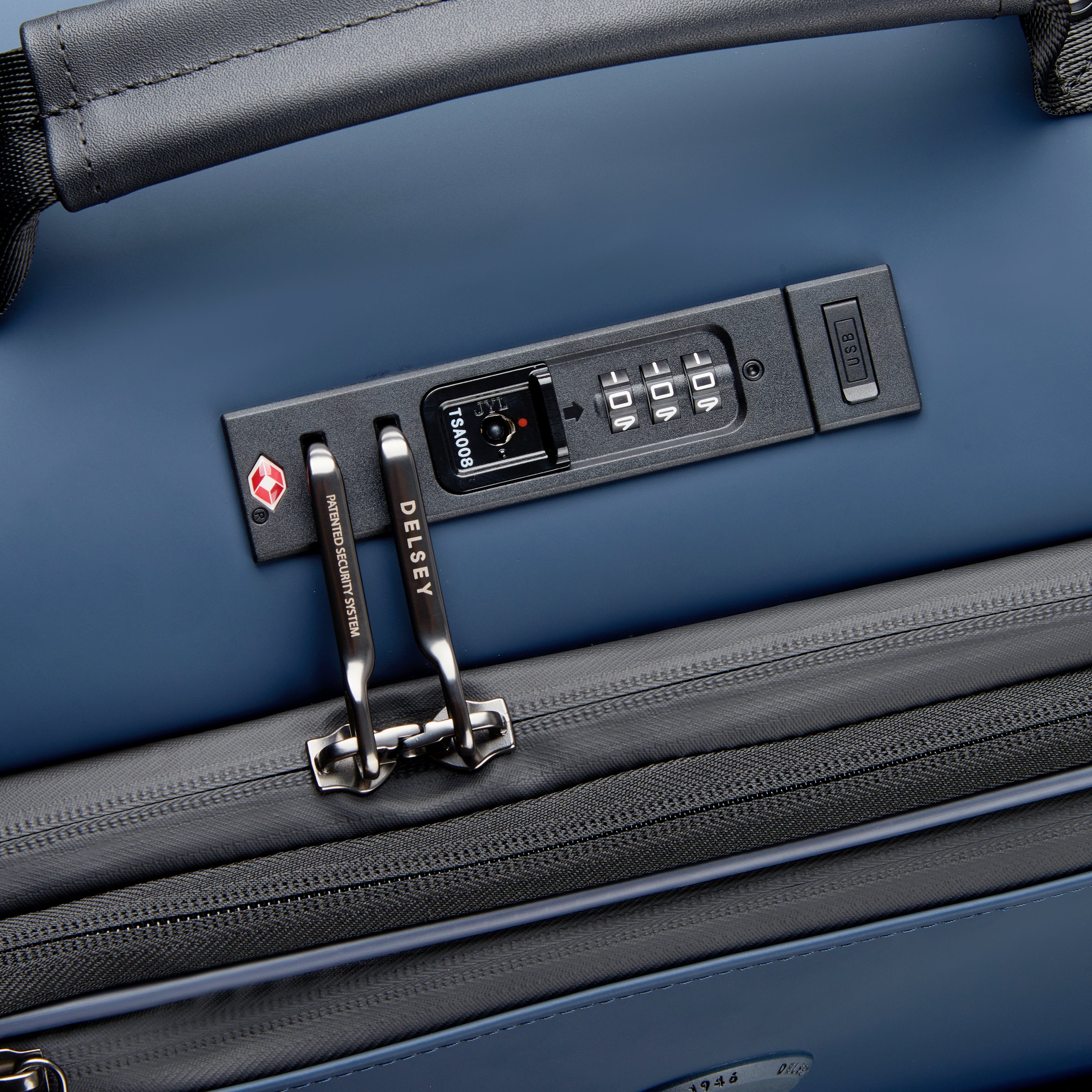 حقيبة ديلسي باريس تورين 2.0 ذات العجلات الأربع القابلة للتوسيع ذات الغطاء الناعم