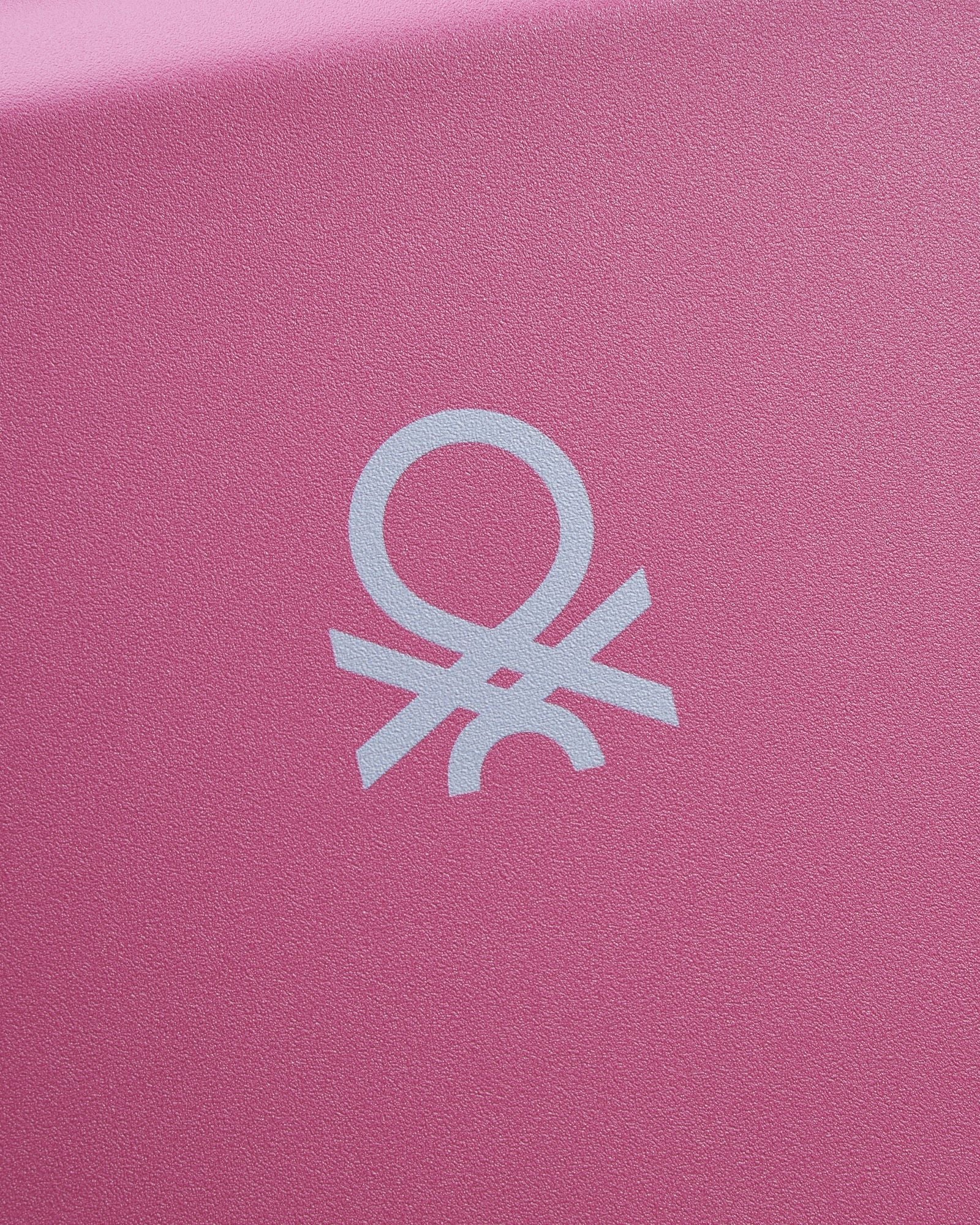 عربة أمتعة UCB Hardside 4 ذات العجلات المزدوجة غير القابلة للتمدد