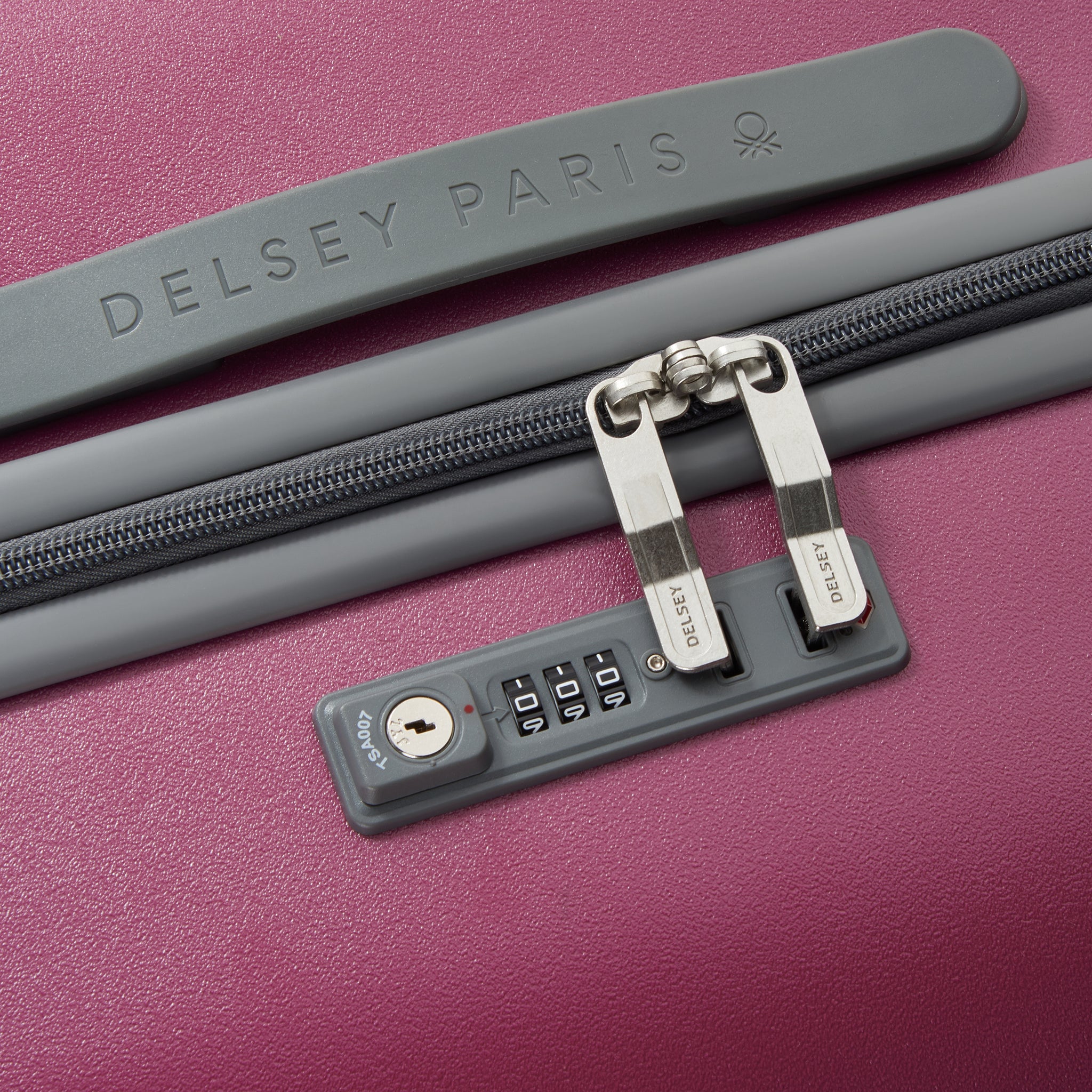 عربة أمتعة UCB Hardside 4 ذات العجلات المزدوجة غير القابلة للتمدد