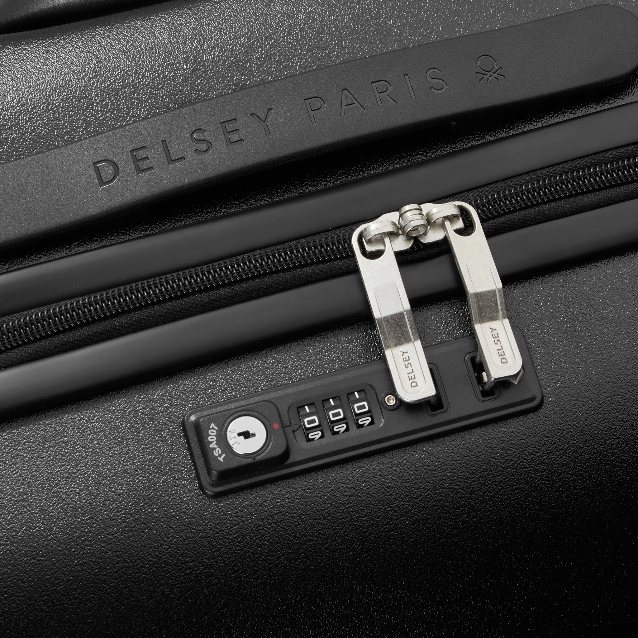 عربة أمتعة UCB Hardside 4 ذات العجلات المزدوجة غير القابلة للتمدد