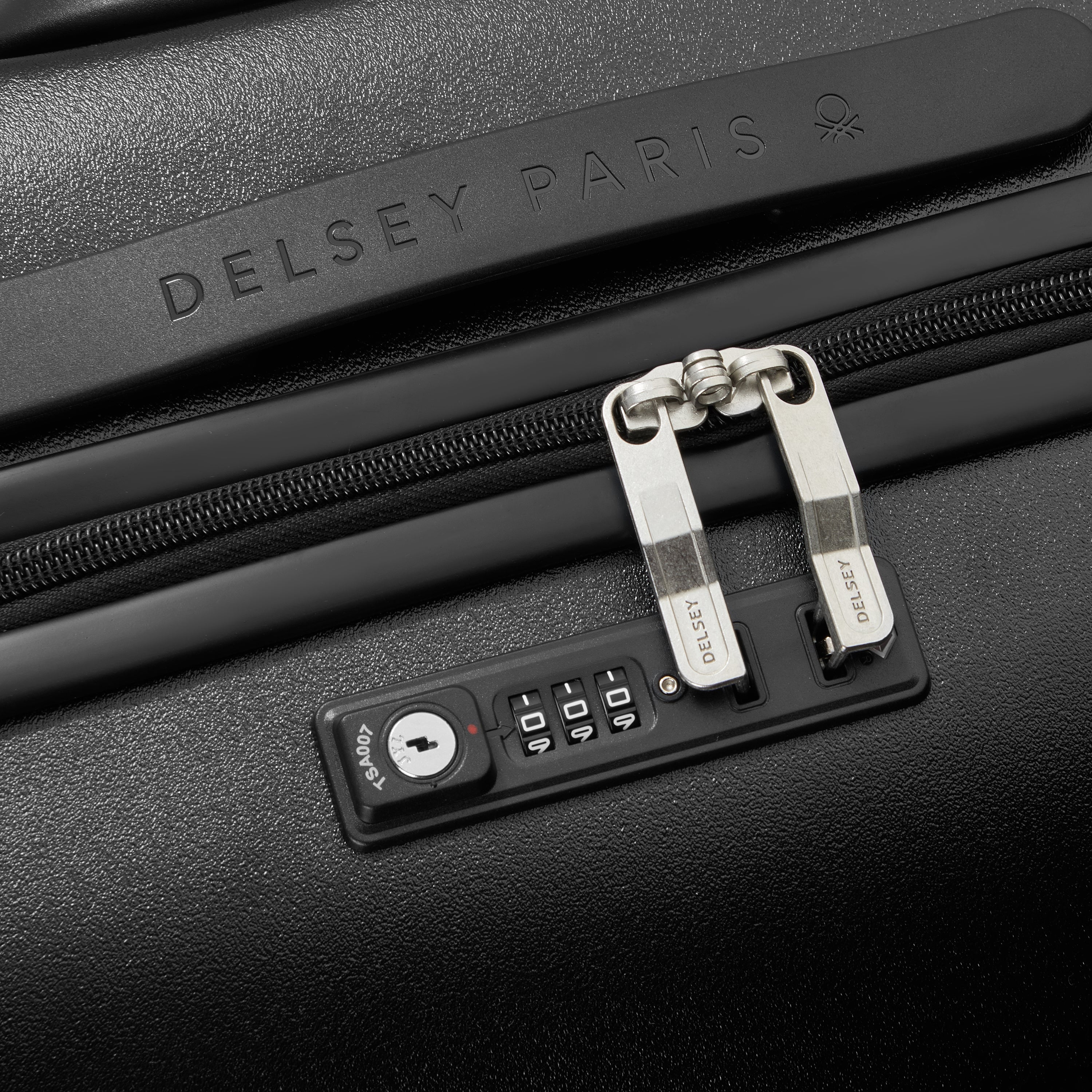 عربة أمتعة UCB Hardside 4 ذات العجلات المزدوجة غير القابلة للتمدد