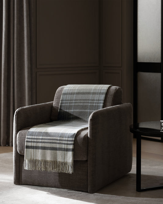 Togas Ruiz throw in Ecru Grey