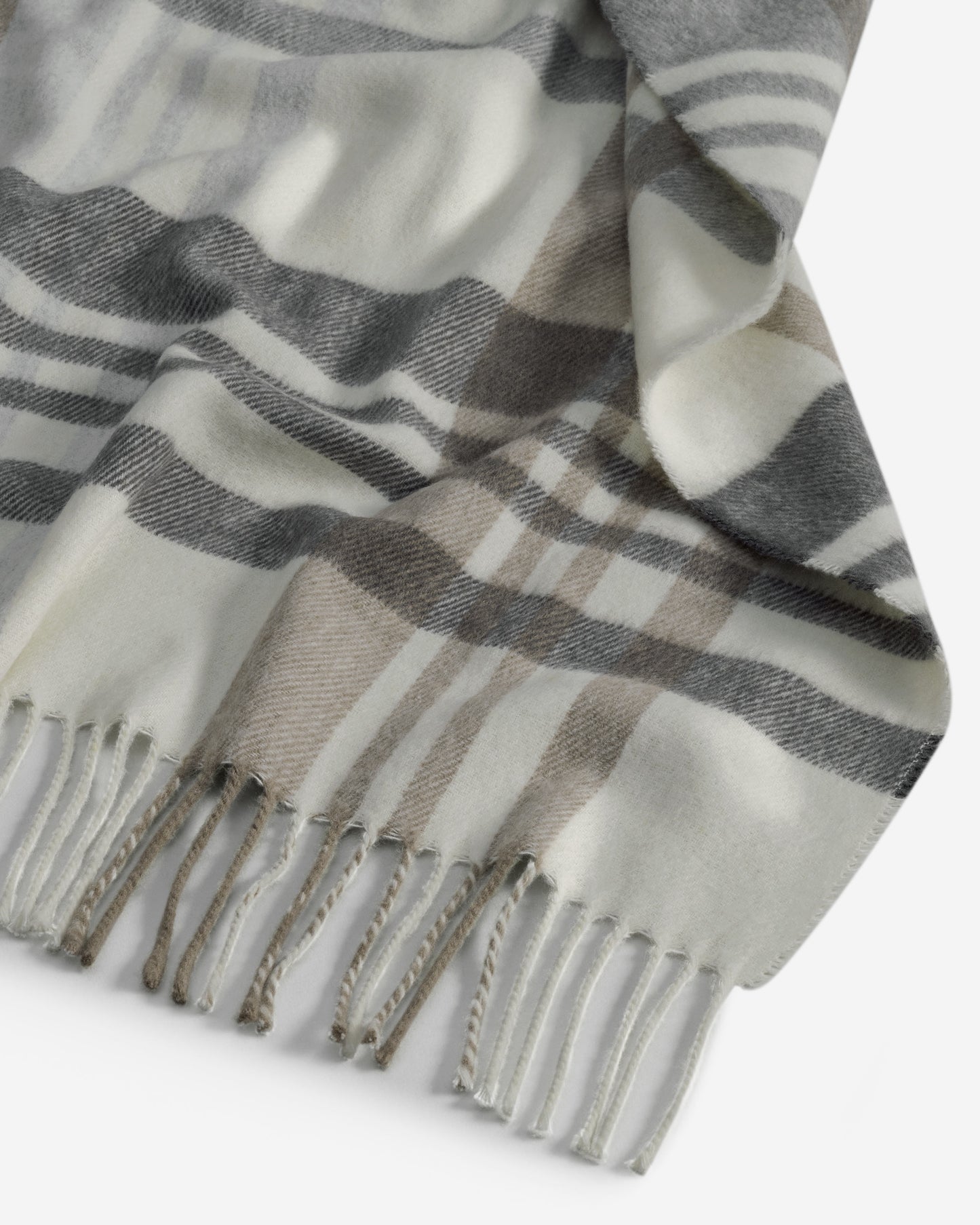 Togas Ruiz throw in Ecru Grey