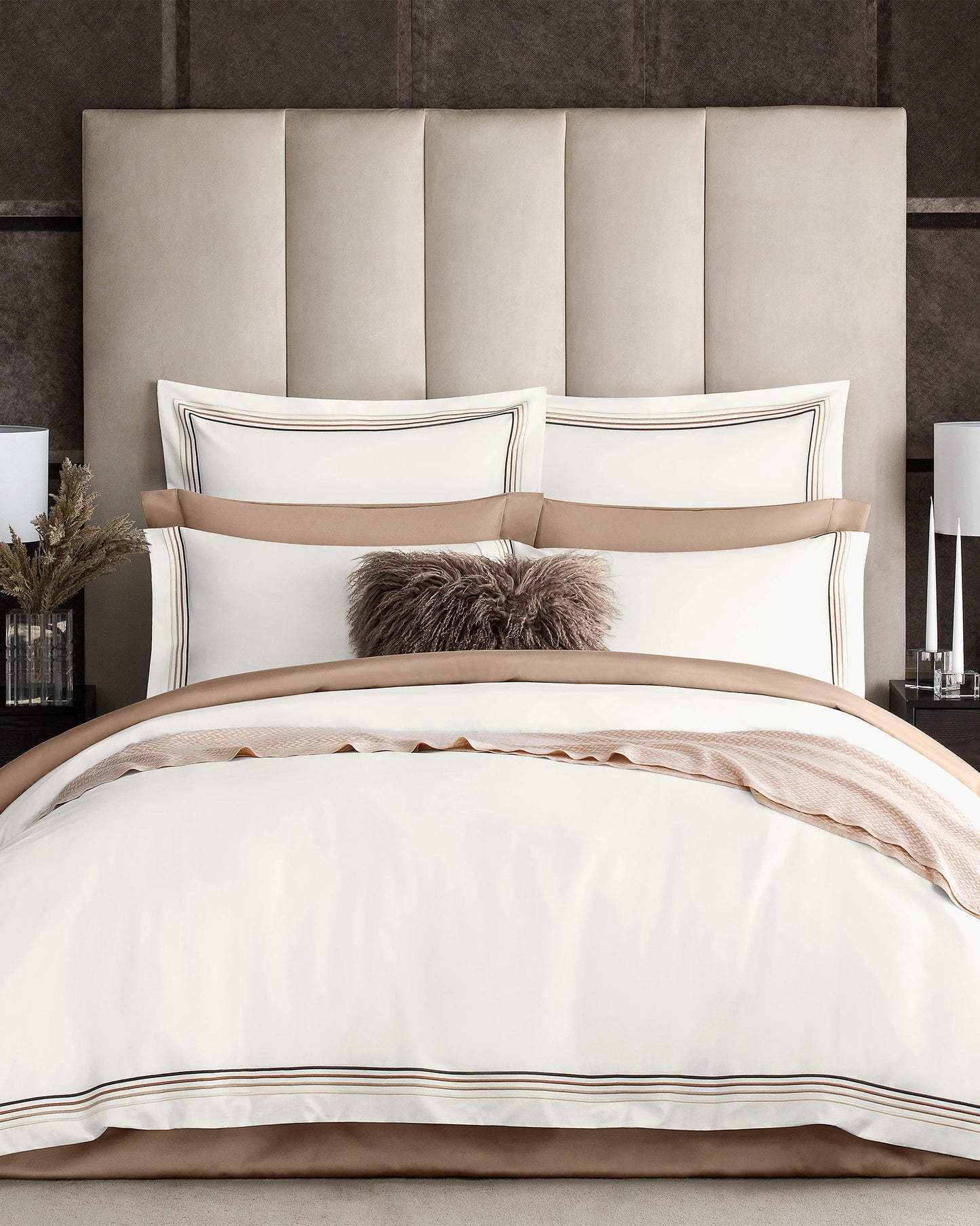 Togas Linari Bedding Set in White Brown