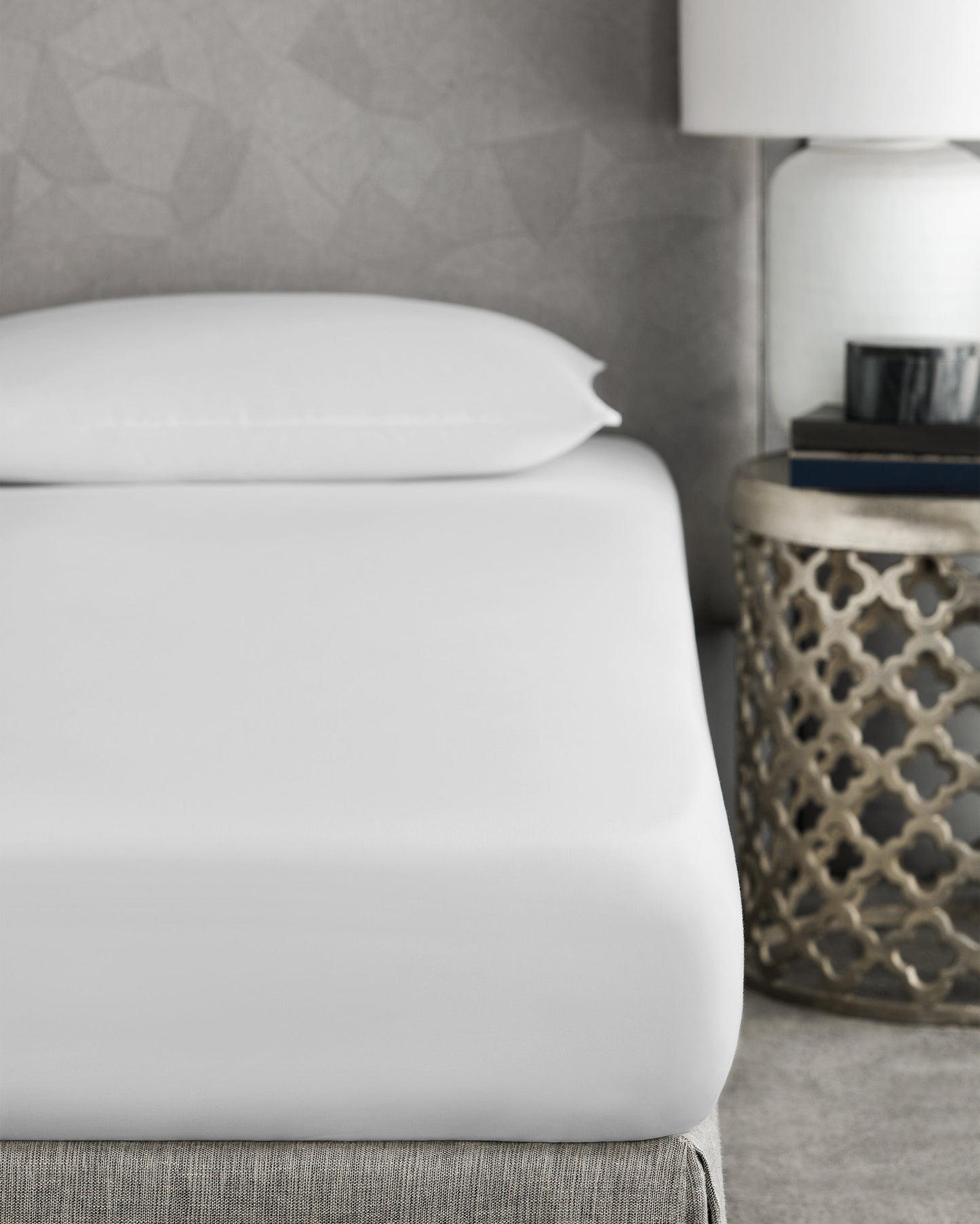Togas Avari Bedding Set in White