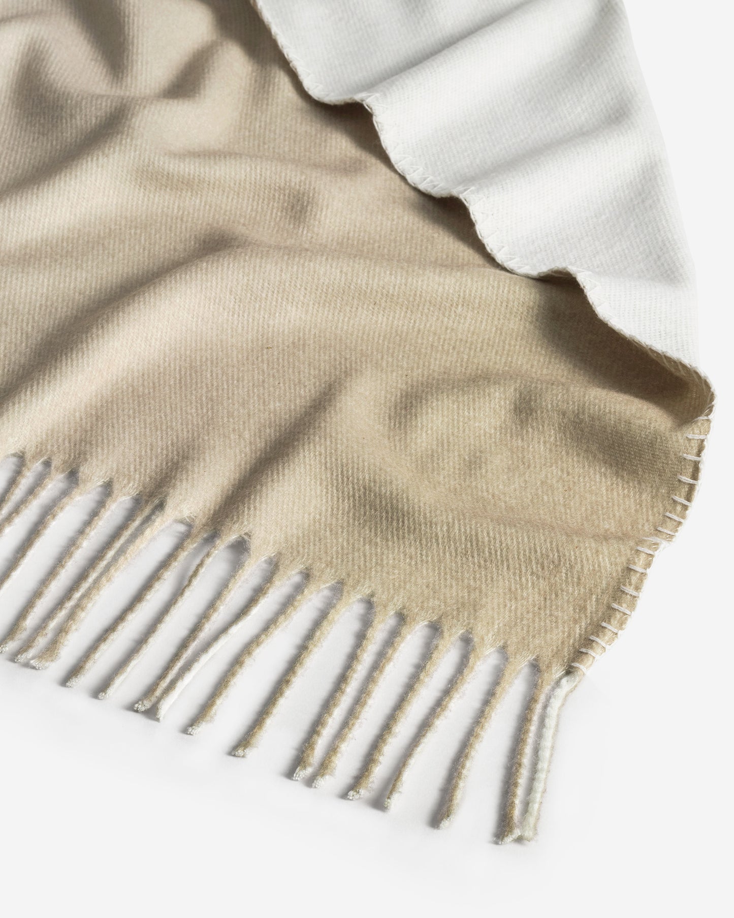 Togas Nanti Throw degrade in Beige