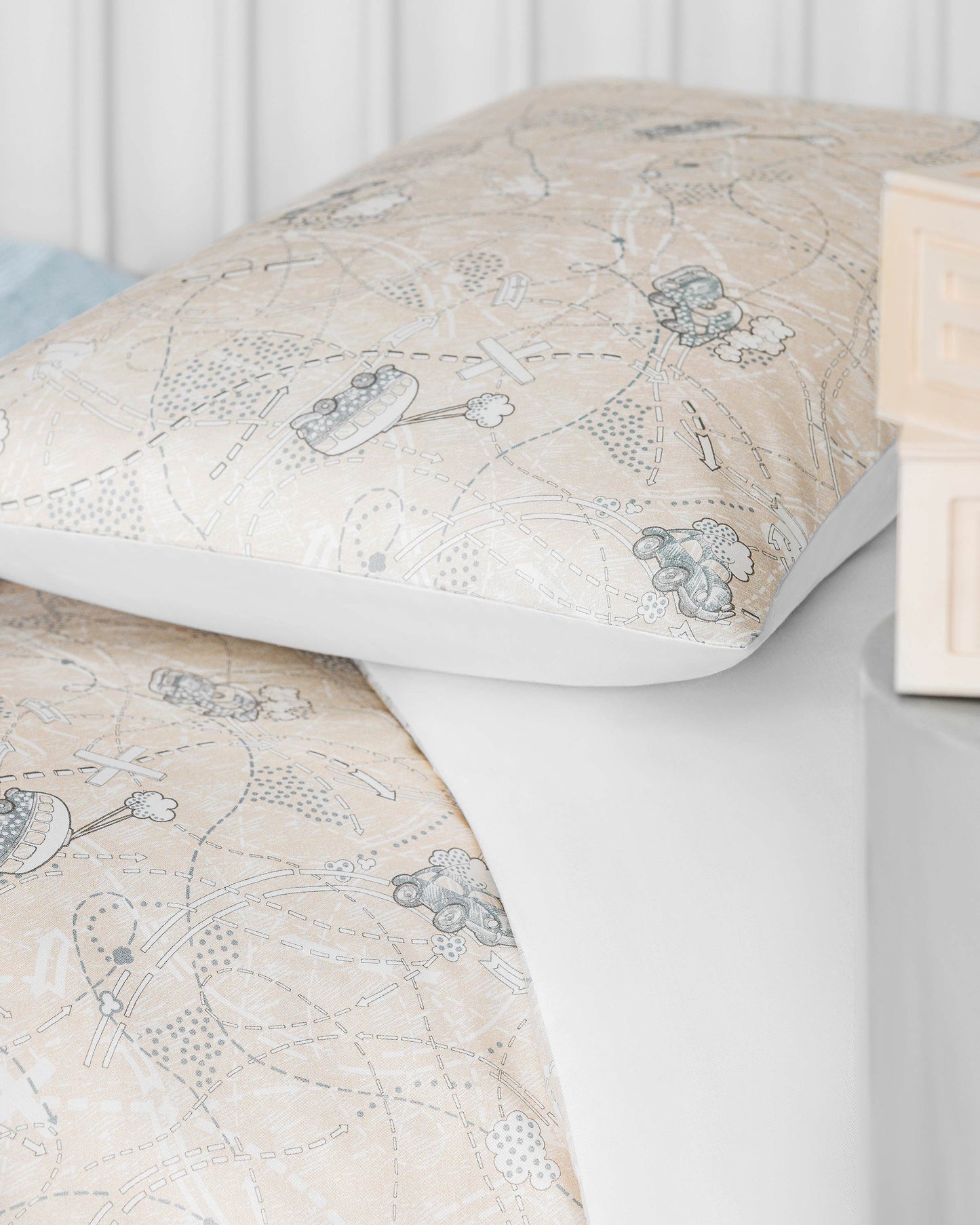 Togas Kids Meedley Bedding Set in Beige