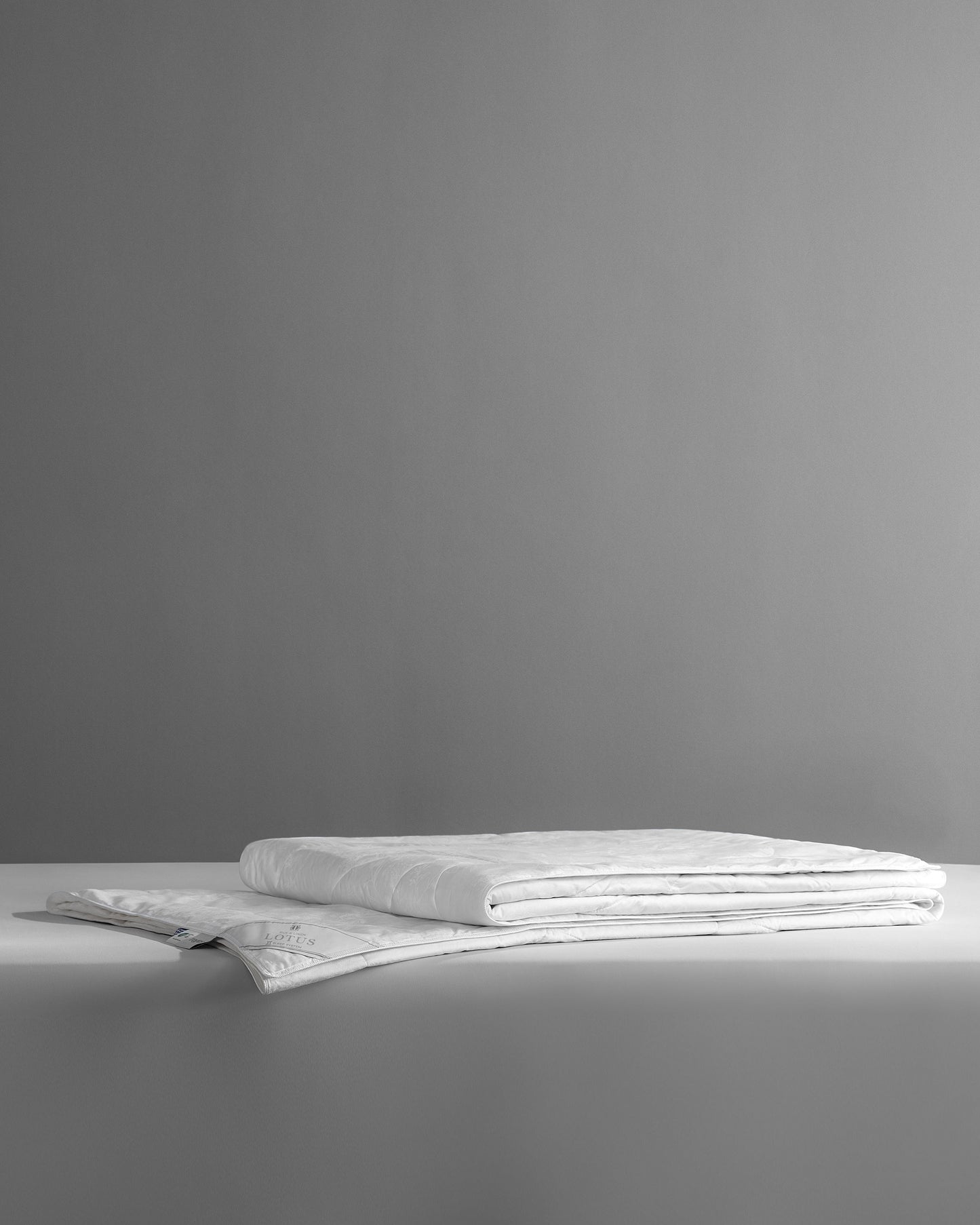 Togas Lotus silk linen duvet