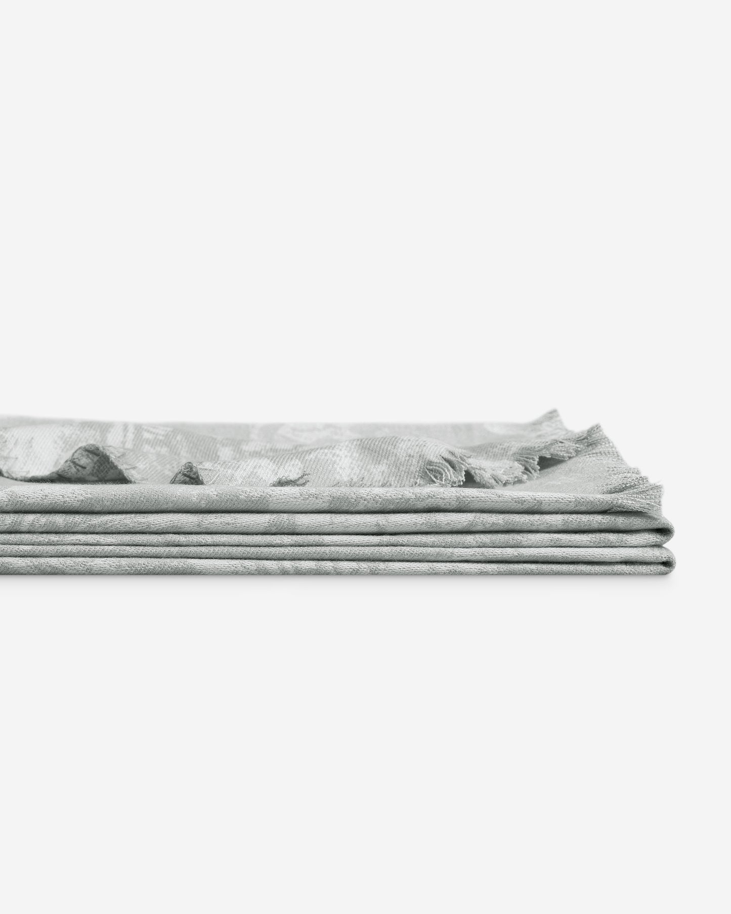 Togas Neira throw in Grey