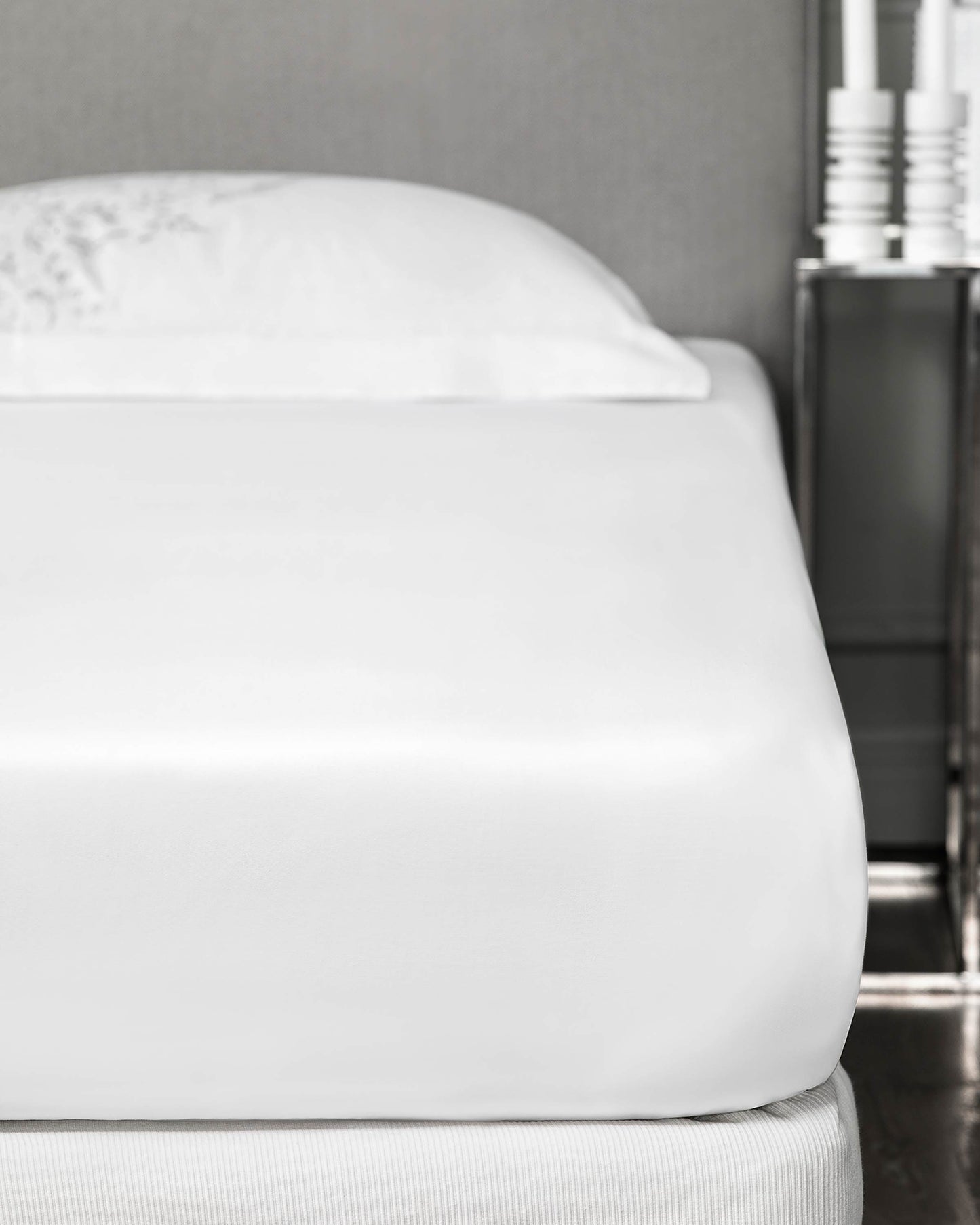 Togas Amaris Bedding Set in White