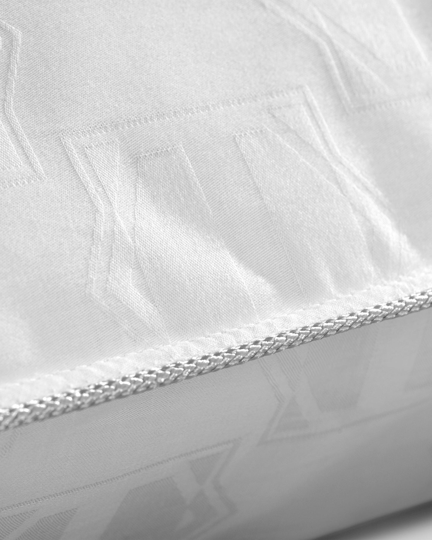 Togas Maestro camel wool pillow