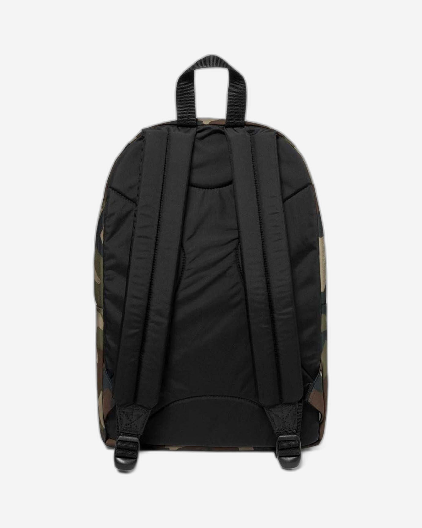 حقيبة ظهر إيست باك باك تو ورك كامو متوسطة الحجم للكمبيوتر المحمول - EK0009361811