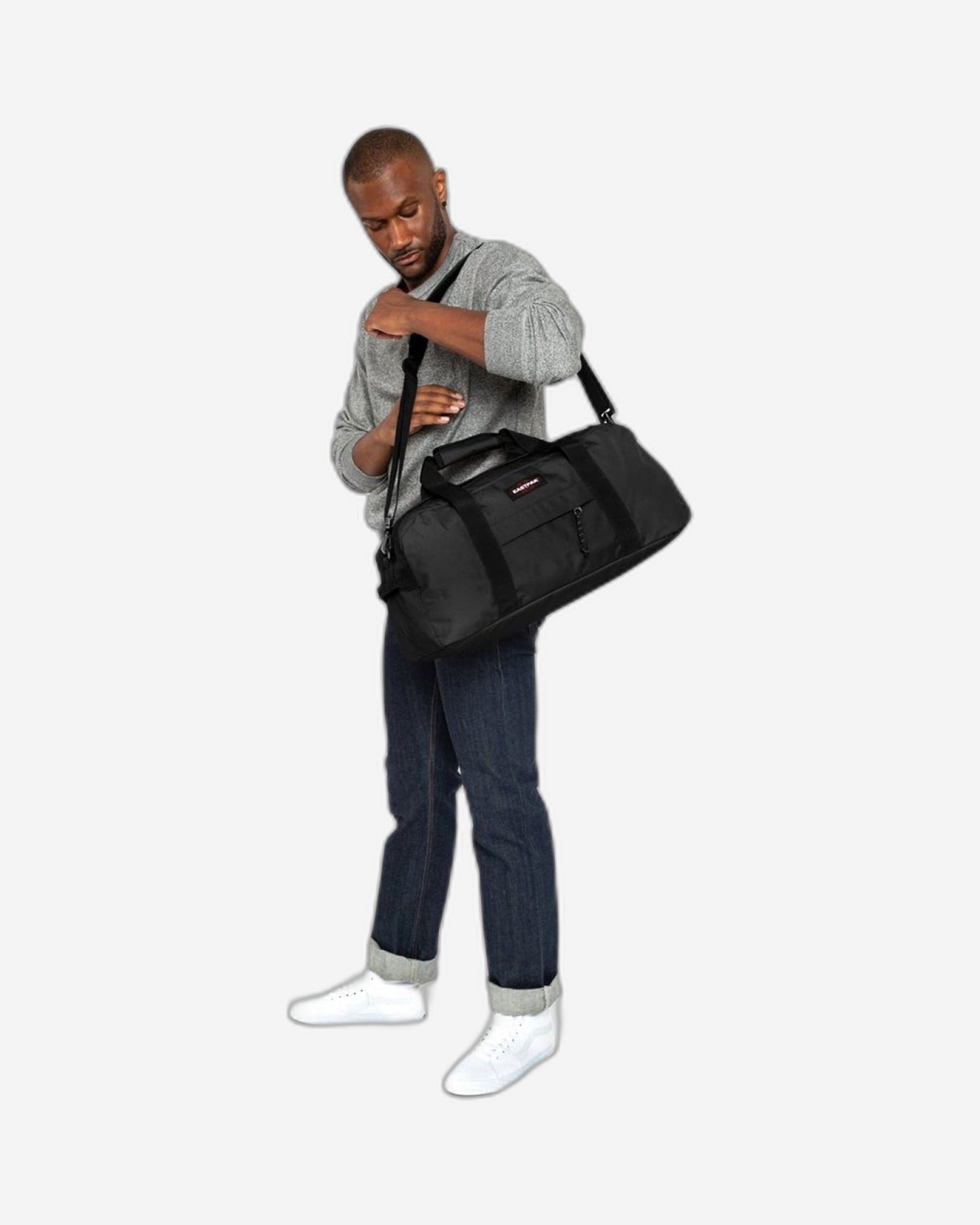 حامل إيست باك + حقيبة دافل سوداء صغيرة - EK00078D0081