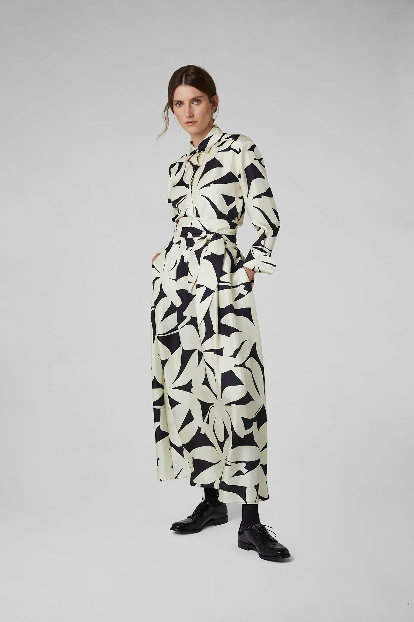 Gail Silk Twill Printed Shirt in Black