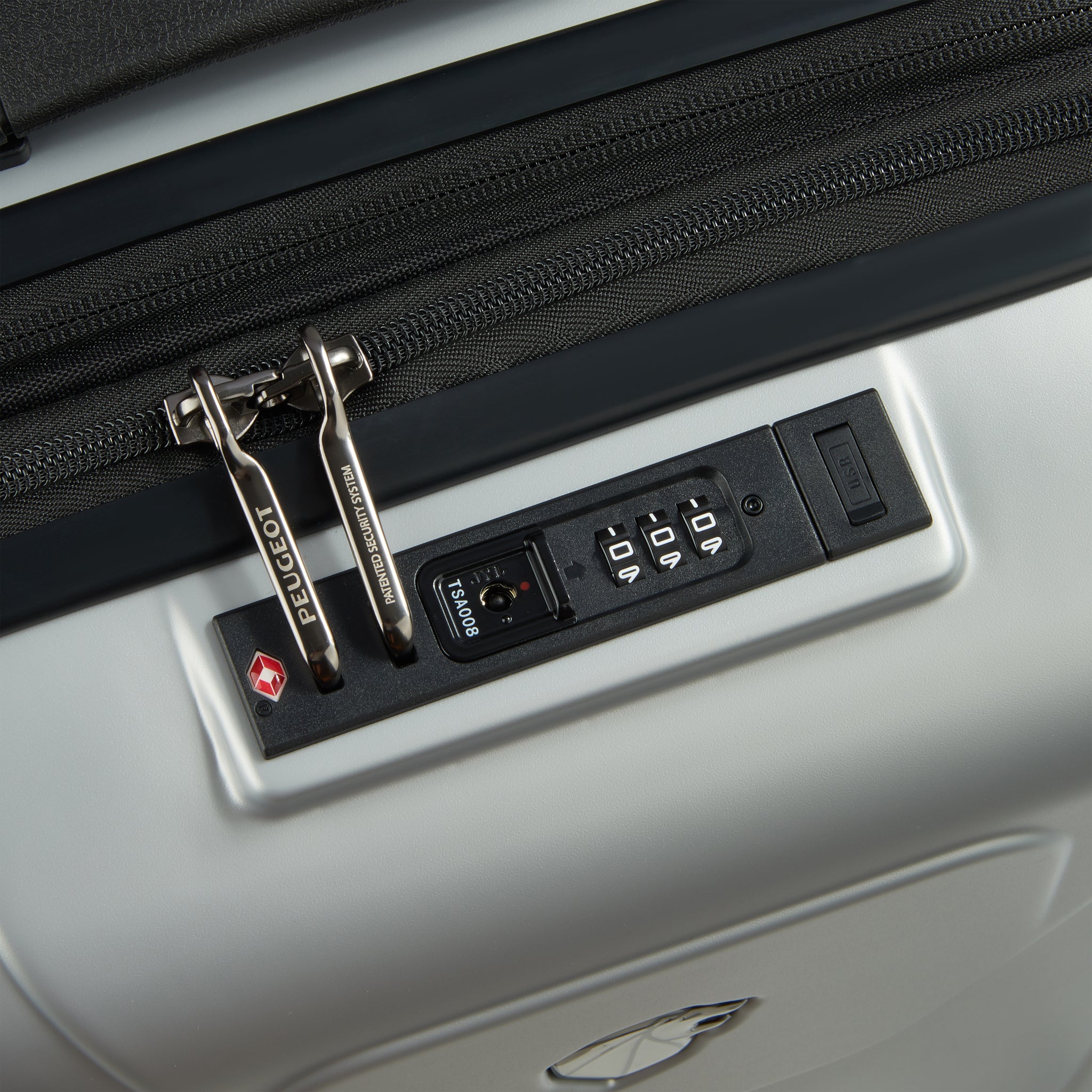 حقيبة أمتعة بيجو زيب هارد كيس بأربع عجلات مزدوجة قابلة للتمدد