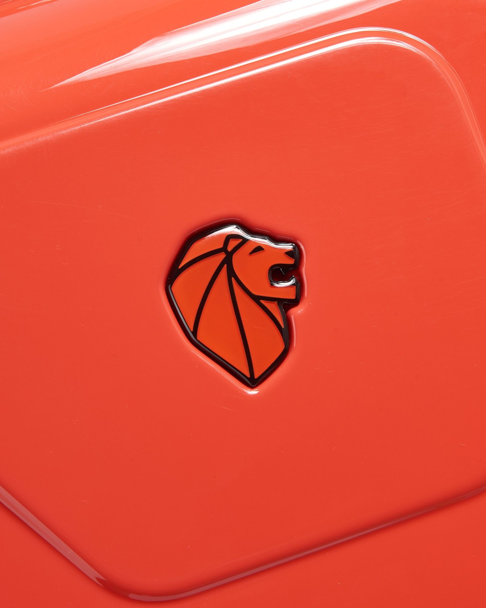 حقيبة أمتعة بيجو زيب هارد كيس بأربع عجلات مزدوجة قابلة للتمدد