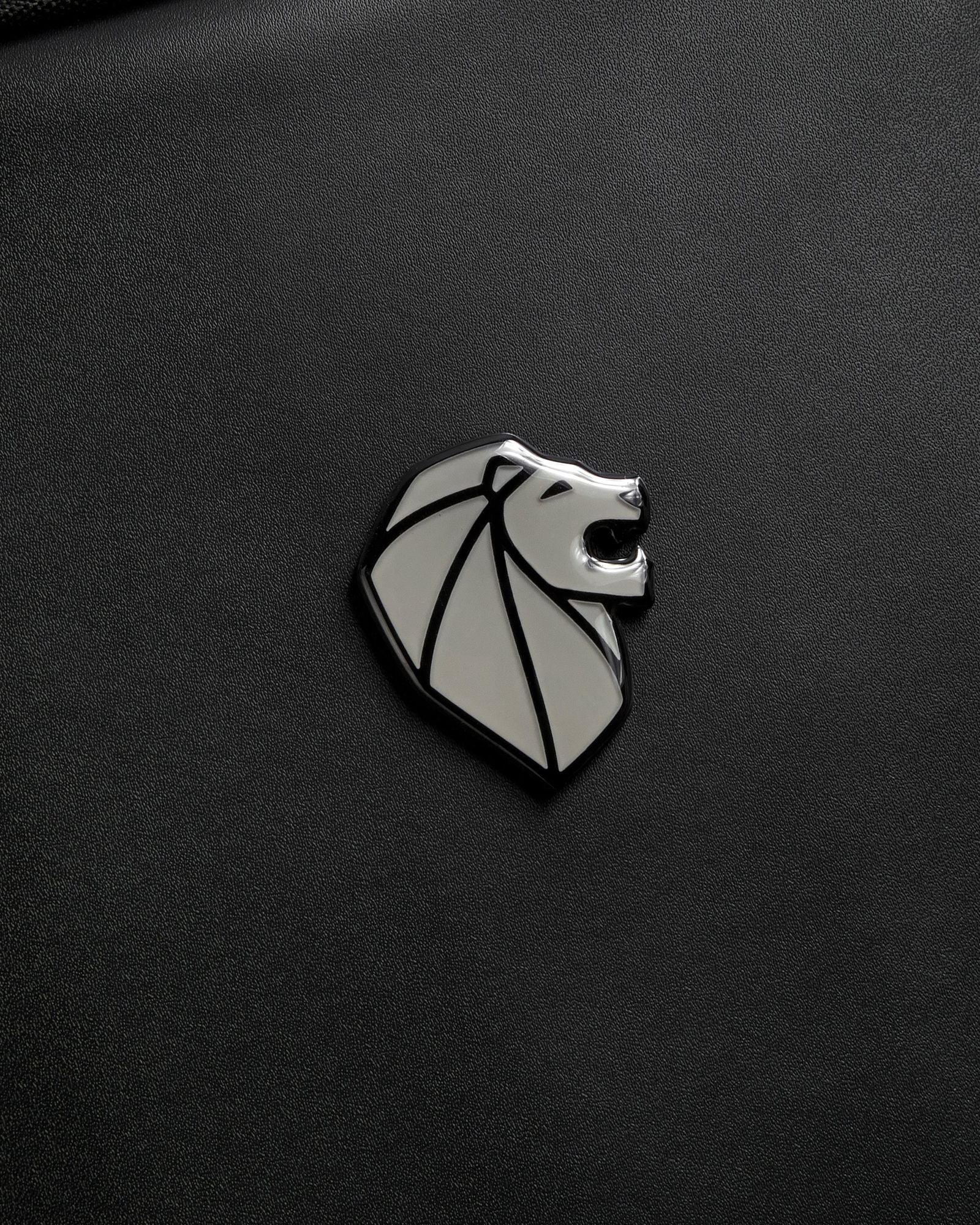 حقيبة بيجو زيب الصلبة ذات العجلات الأربع المزدوجة