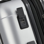 حقيبة بيجو زيب الصلبة ذات العجلات الأربع المزدوجة