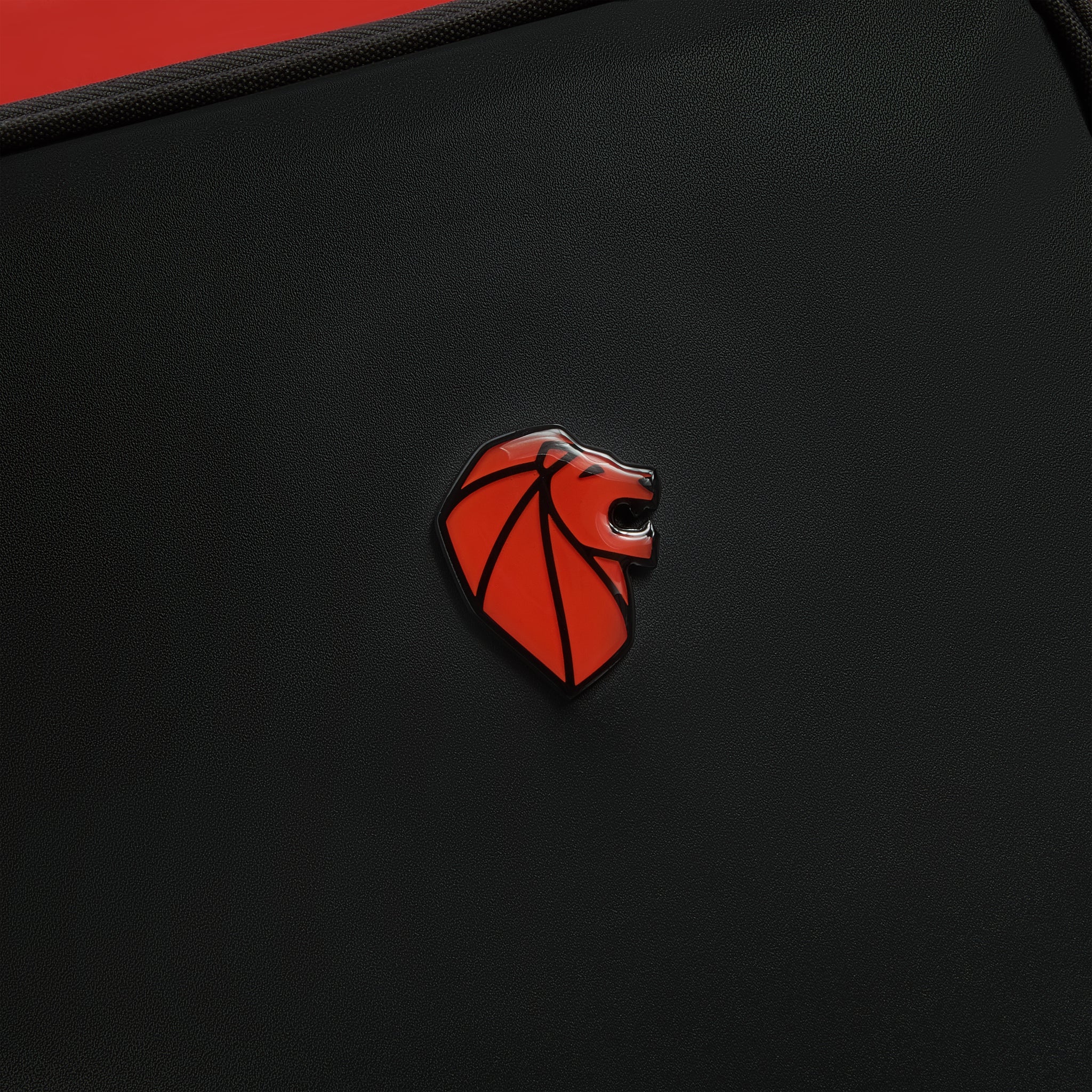 حقيبة بيجو زيب الصلبة ذات العجلات الأربع المزدوجة