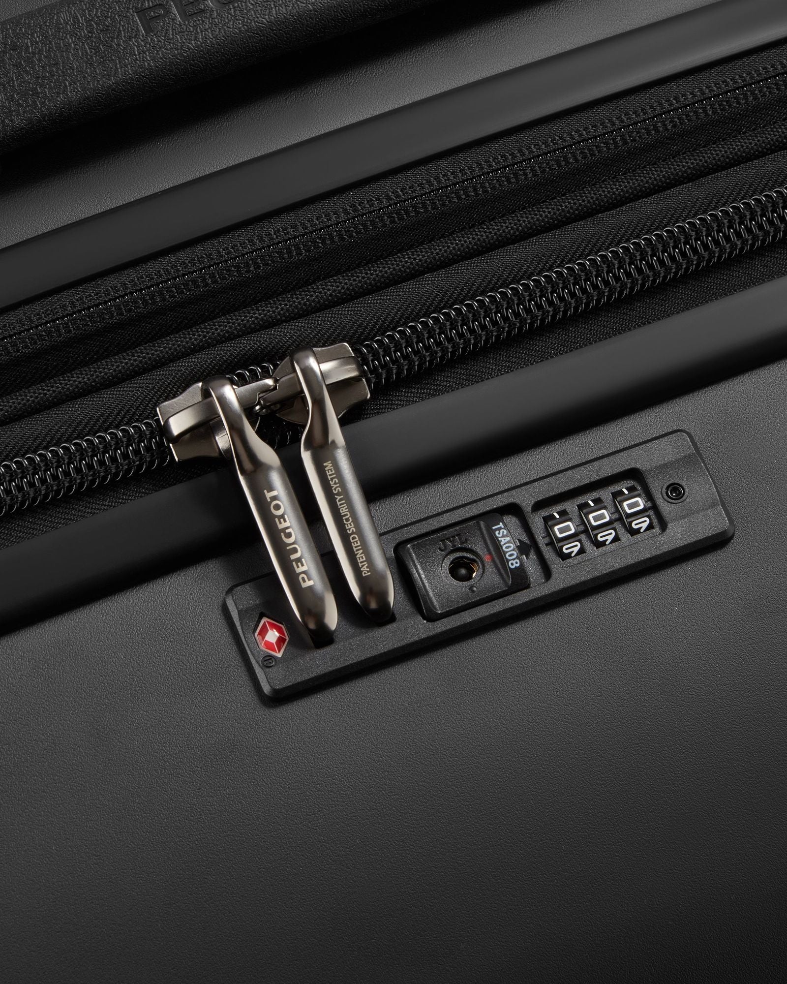 حقيبة أمتعة بيجو زيب هارد كيس بأربع عجلات مزدوجة قابلة للتمدد