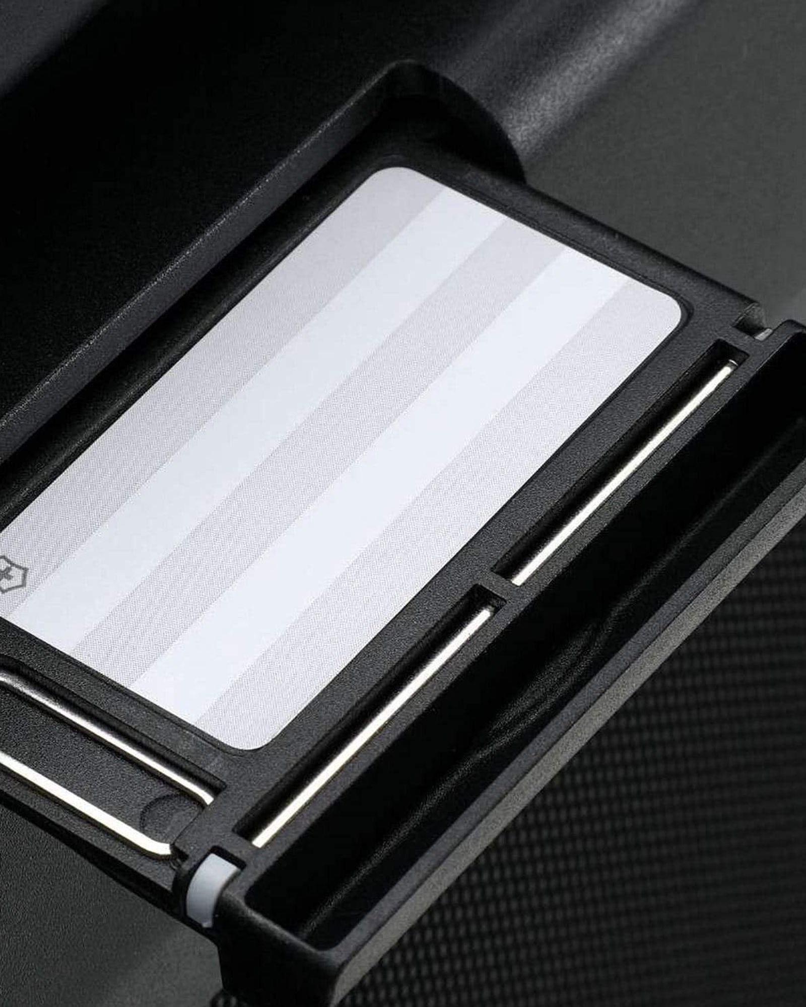 فيكتورينوكس ويركس ترافيلر 6.0