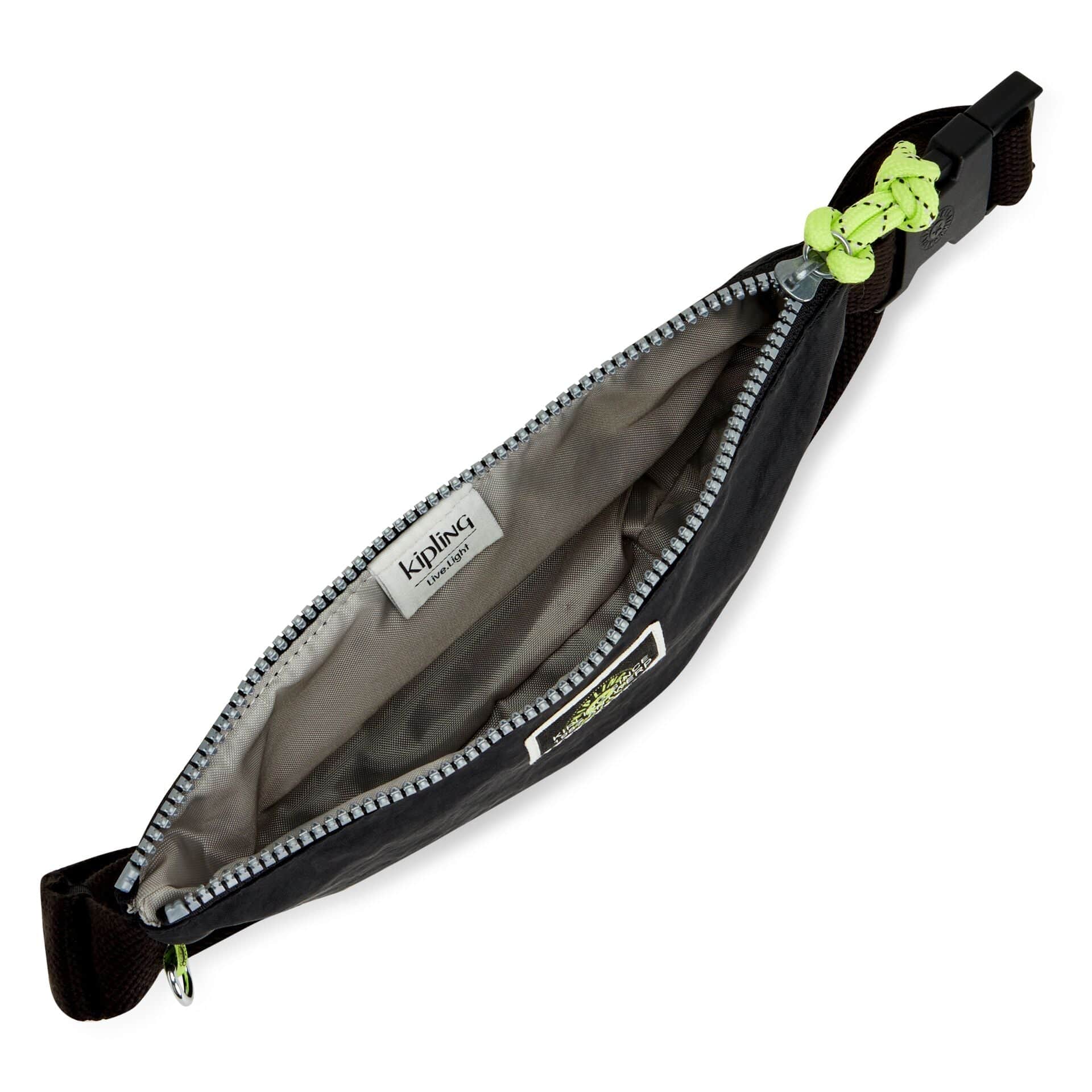 حقيبة خصر كيبلينج جيزي فالي سوداء C C2I6872-74M