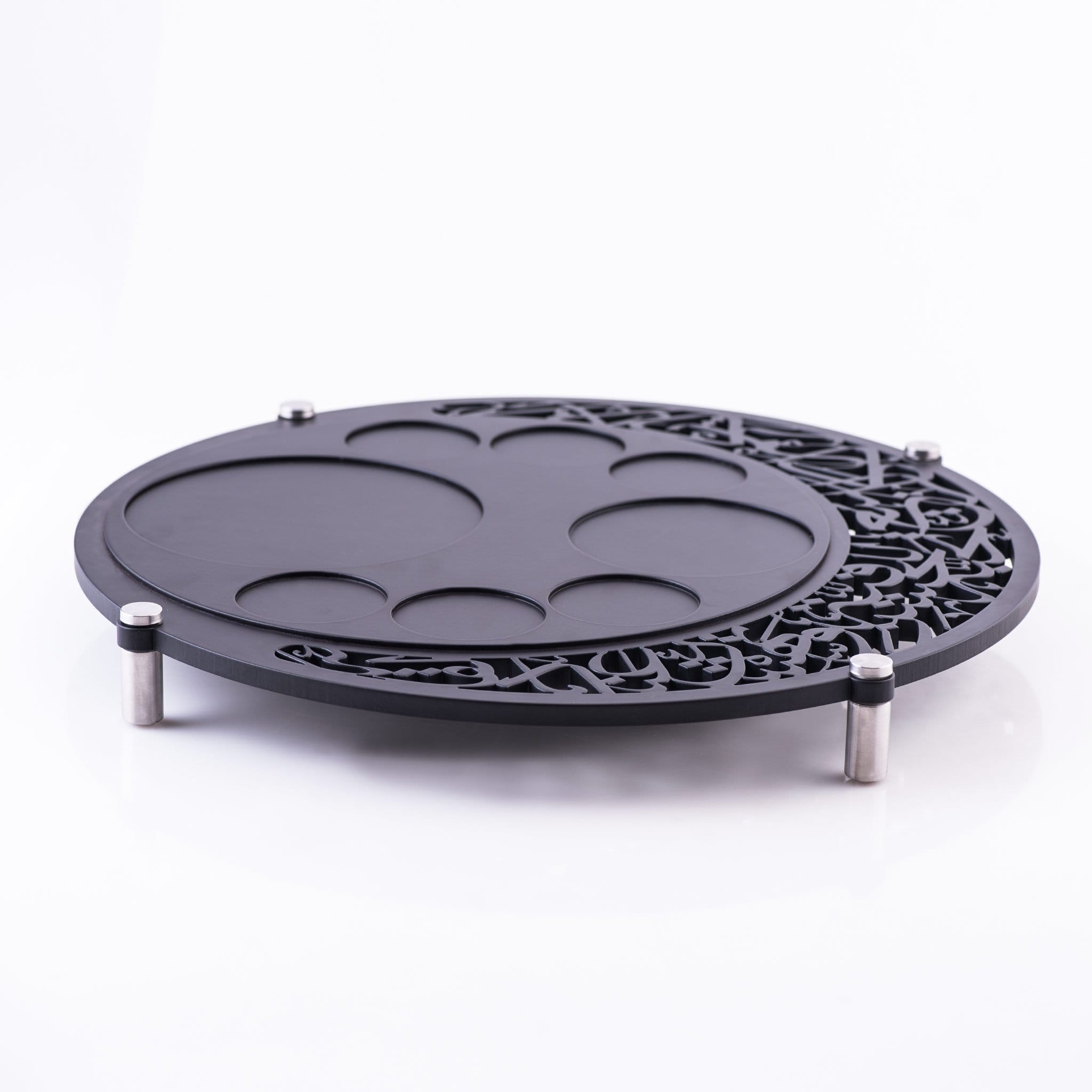 حامل خشبي كبير من ديملاج (محفور بالليزر) 