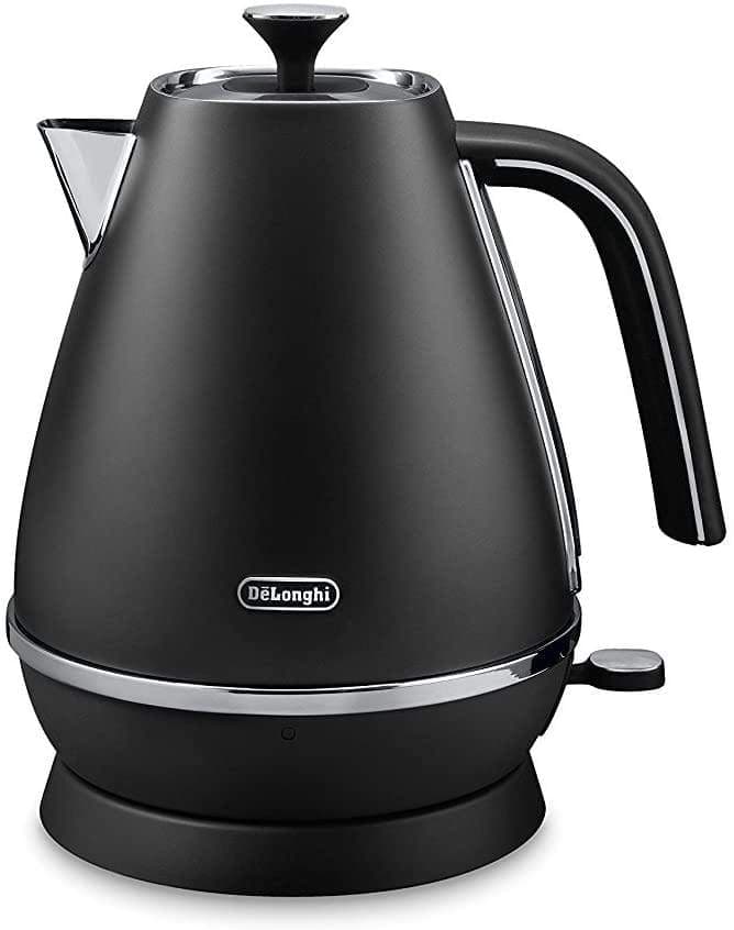 De'Longhi Distinta Kettle Black 1.7L KBI3001.BK-KBI3001.BK - Jashanmal Home