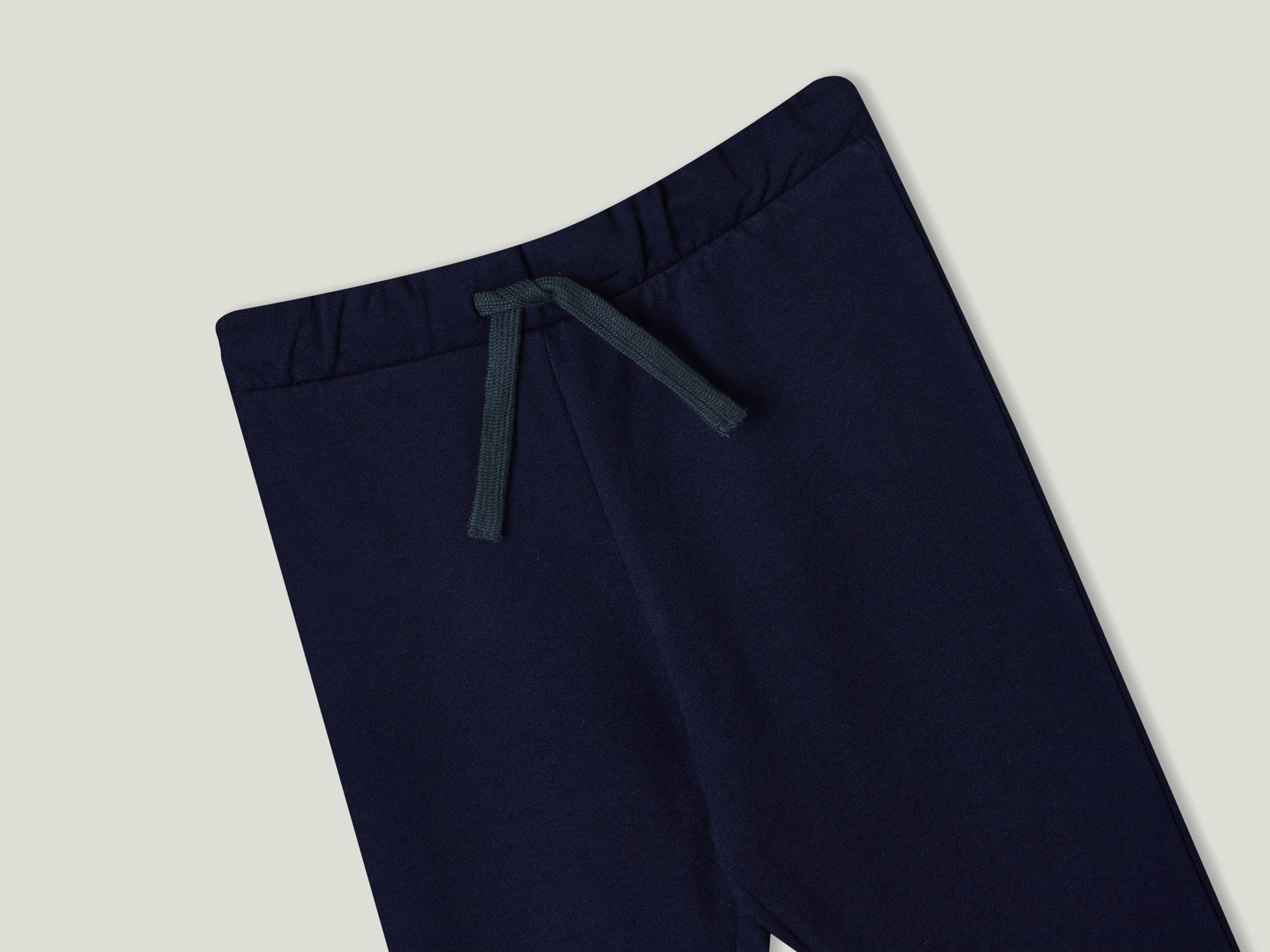 بنطال رياضي برباط