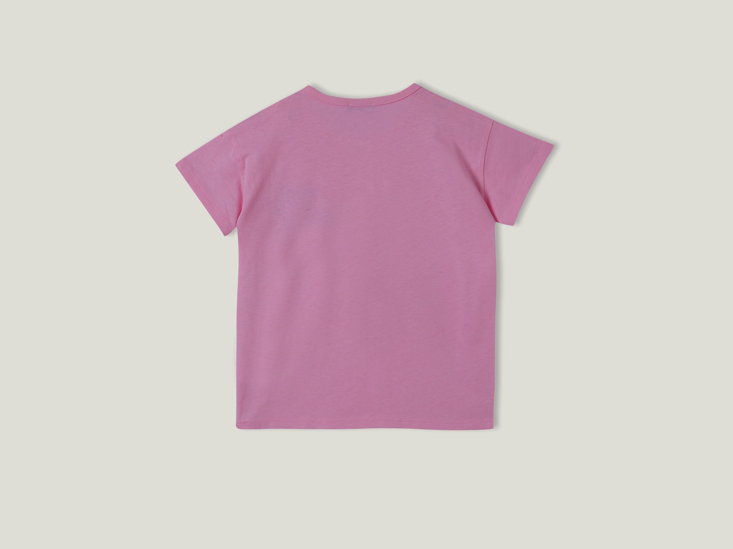 تي شيرت بقصّة مربعة مع تطريز