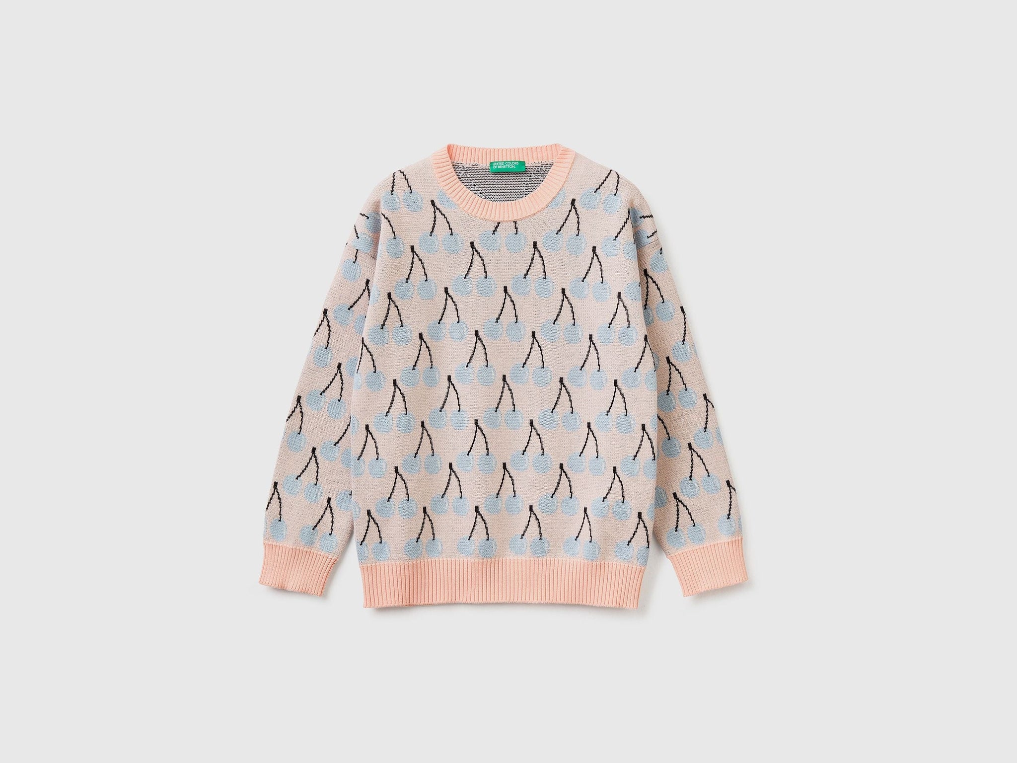 Sweater with fruit pattern