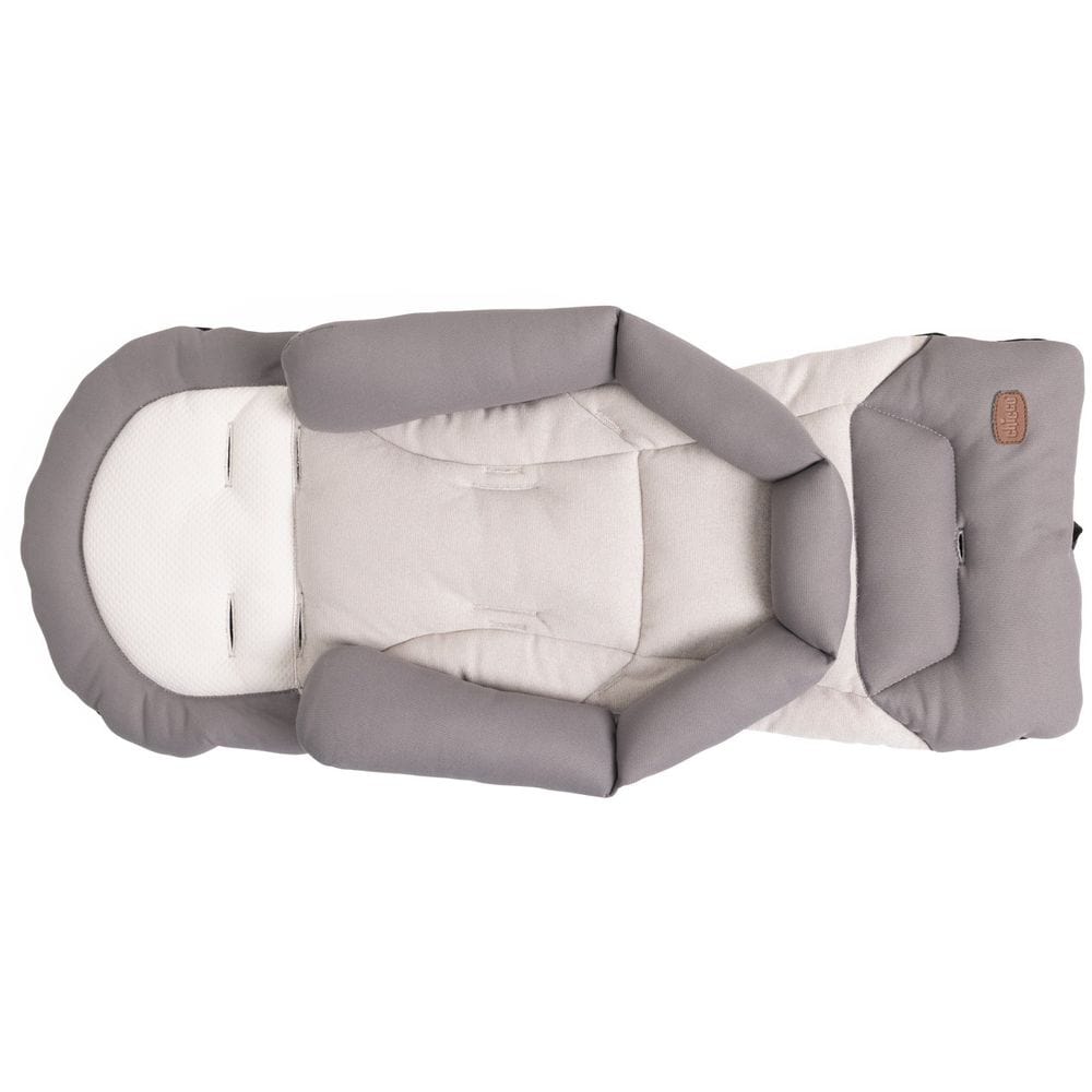 عربة أطفال شيكو مايسا باللون الرمادي الفضي