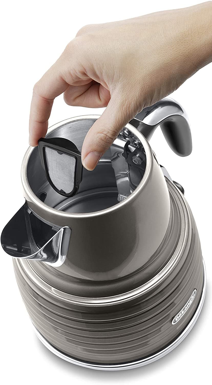 De'Longhi Scultura Kettle 1.5L Beige KBZ3001.BG - Jashanmal Home