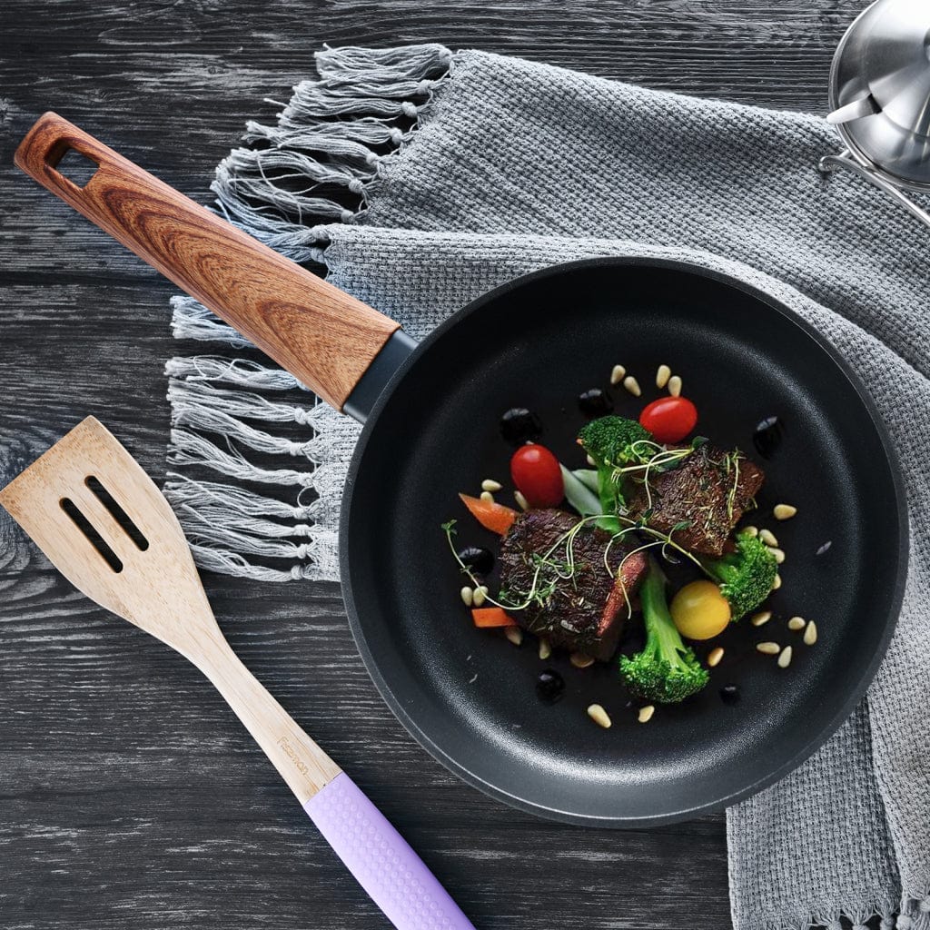 مقلاة فيسمان 28 سم من سلسلة فيجا، ألومنيوم، جريبلون C3 + طلاء بيك