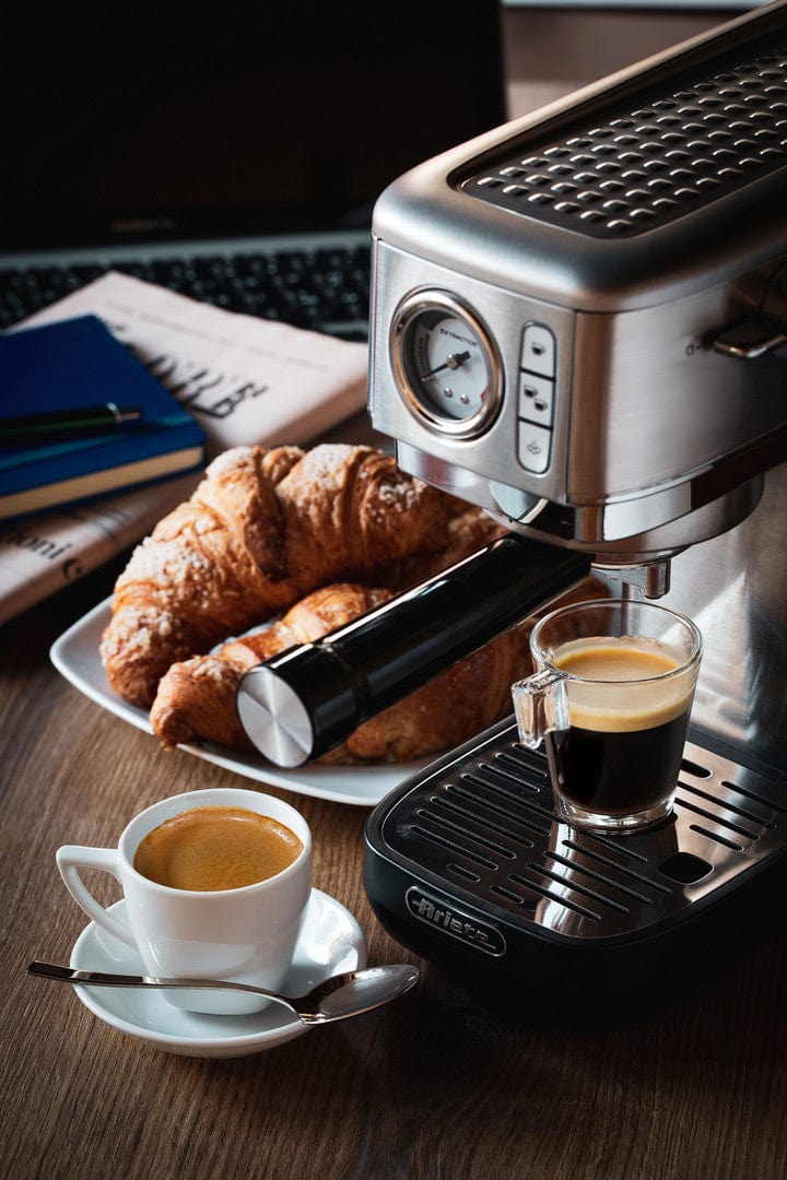 ماكينة صنع الإسبريسو بمضخة أرييتي