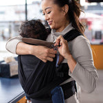 مقعد سيارة شيكو بوبي أدجست كومفي فيت بيبي كار بلون فحمي