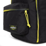 حقيبة ظهر Eastpak Out Of Office متوسطة الحجم بلون الليمون المتباين - EK0007671E4