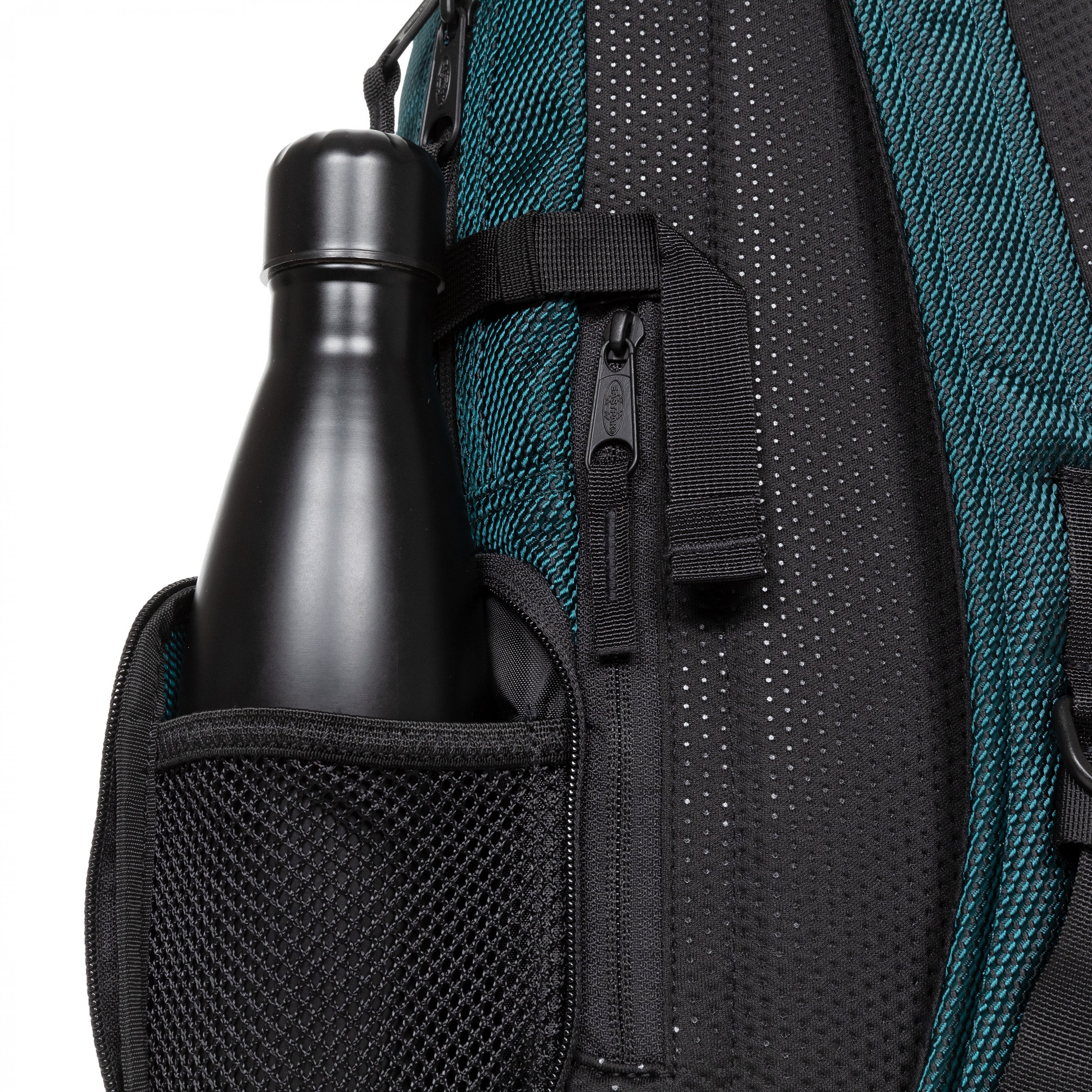 حقيبة ظهر متوسطة الحجم من إيستباك تيكوم M Cnnct بترولية - EK00091D1F41