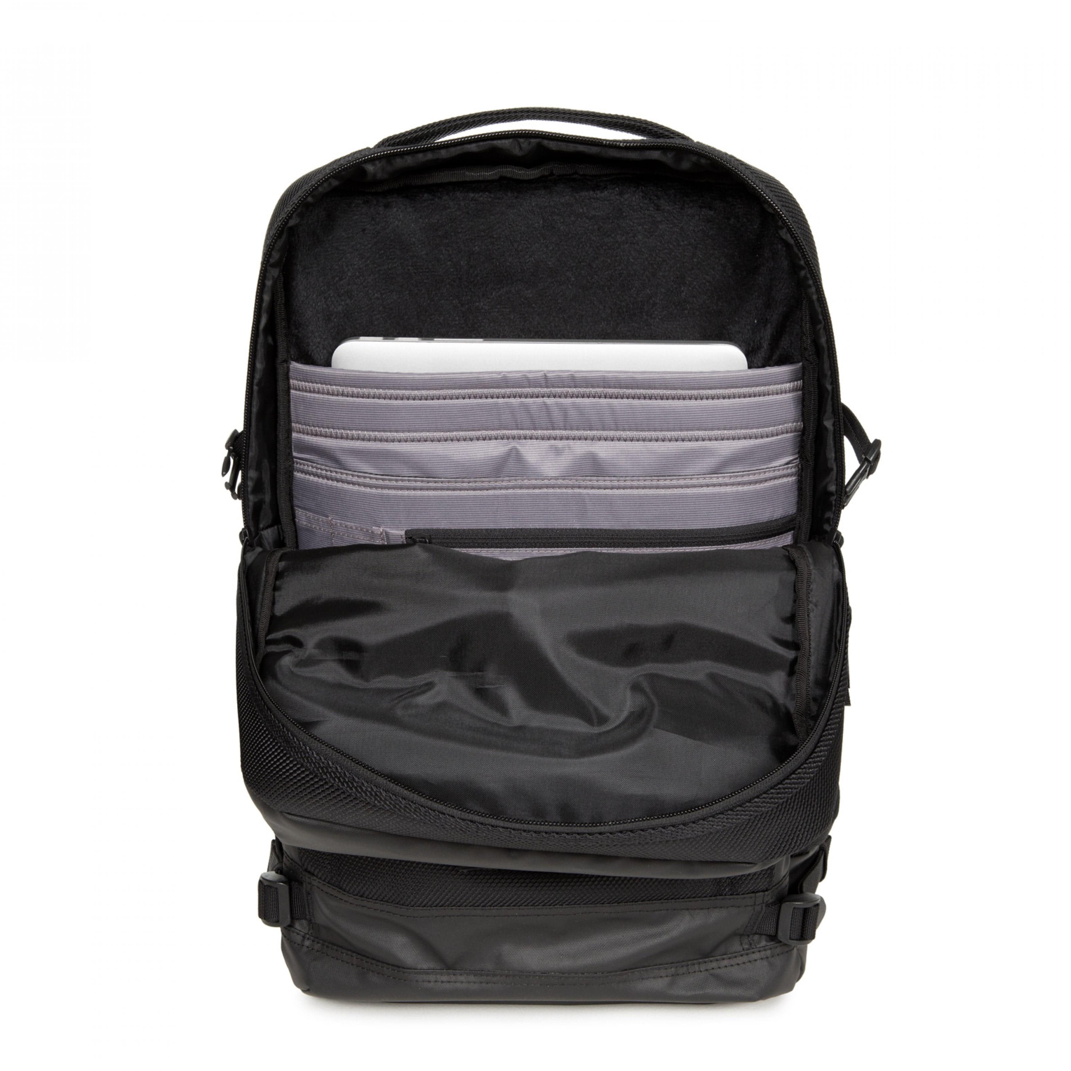 حقيبة ظهر متوسطة الحجم من Eastpak Tecum M Cnnct - EK00091D80W1