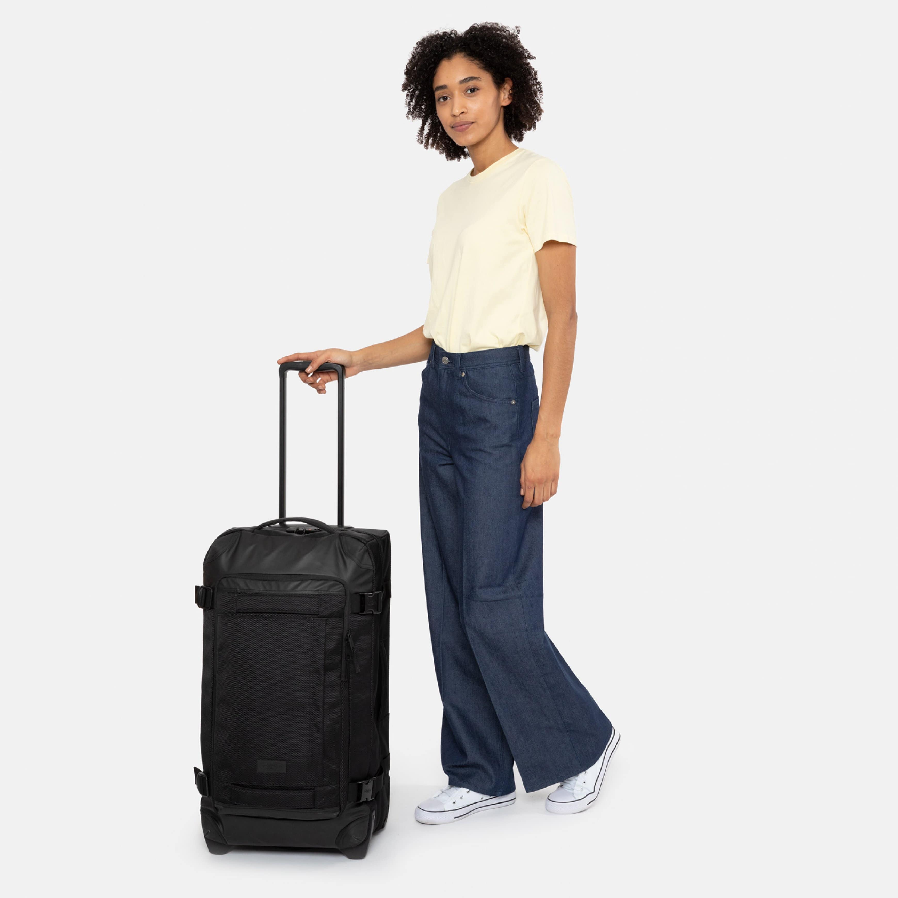 حقيبة سفر ترولي إيستباك ترانفرز سي إن إن سي تي متوسطة الحجم - EK00095D80W1