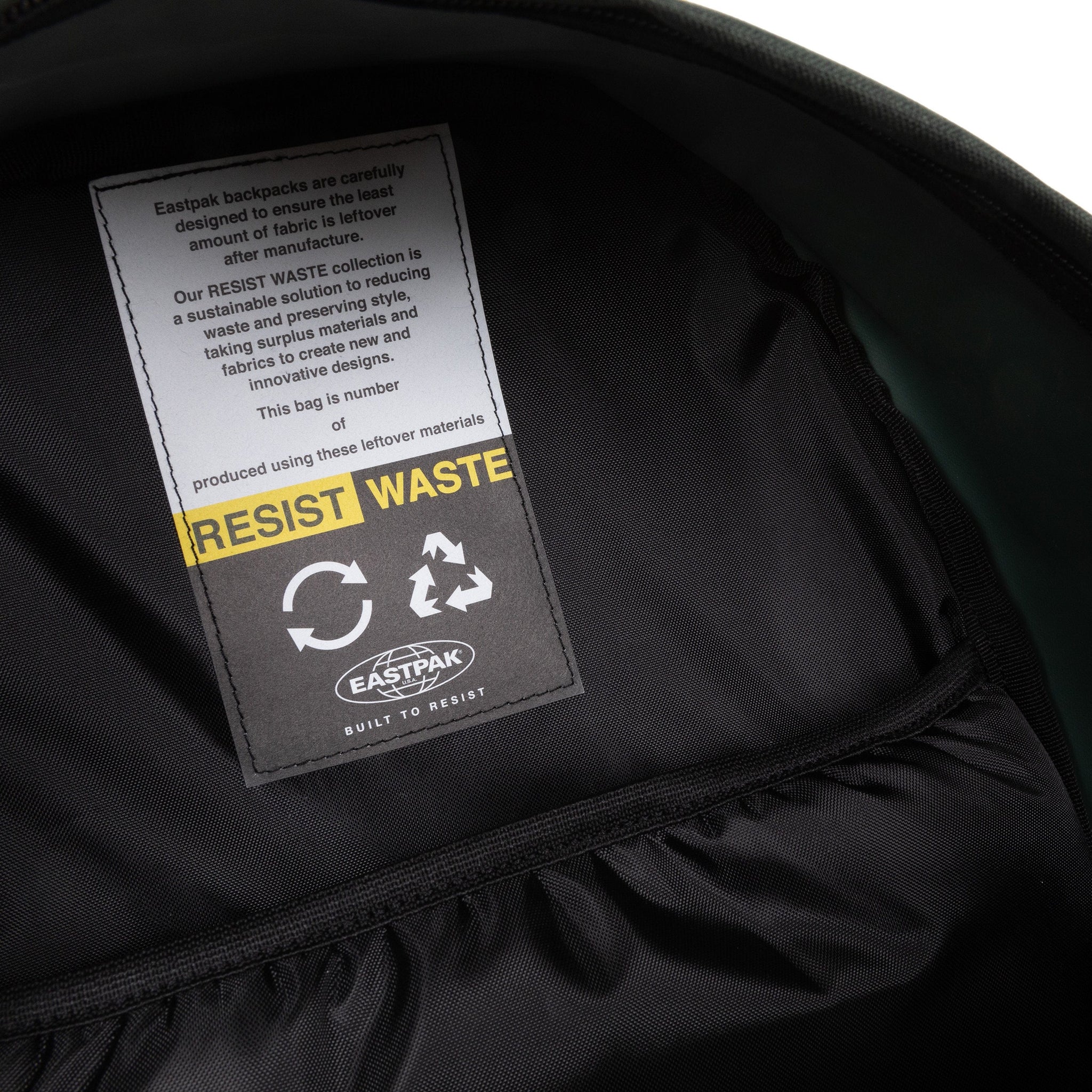 حقيبة ظهر Eastpak Padded Pocket'R RW للكمبيوتر المحمول متوسطة الحجم باللون الكاكي - EK0A5BFT4E8