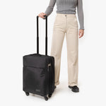 حقيبة سفر إيست باك سي إن إن سي تي إف ويل سي إن إن سي تي إف سوداء بعجلات - EK0A5BHV5A21