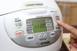 جهاز طهي الأرز الإلكتروني من زوجيروشي، سعة 1.8 لتر، لون أبيض فاخر