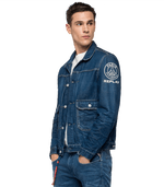 إعادة تشغيل سترة PSG الزرقاء الزاهية