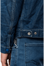 إعادة تشغيل سترة PSG الزرقاء الزاهية