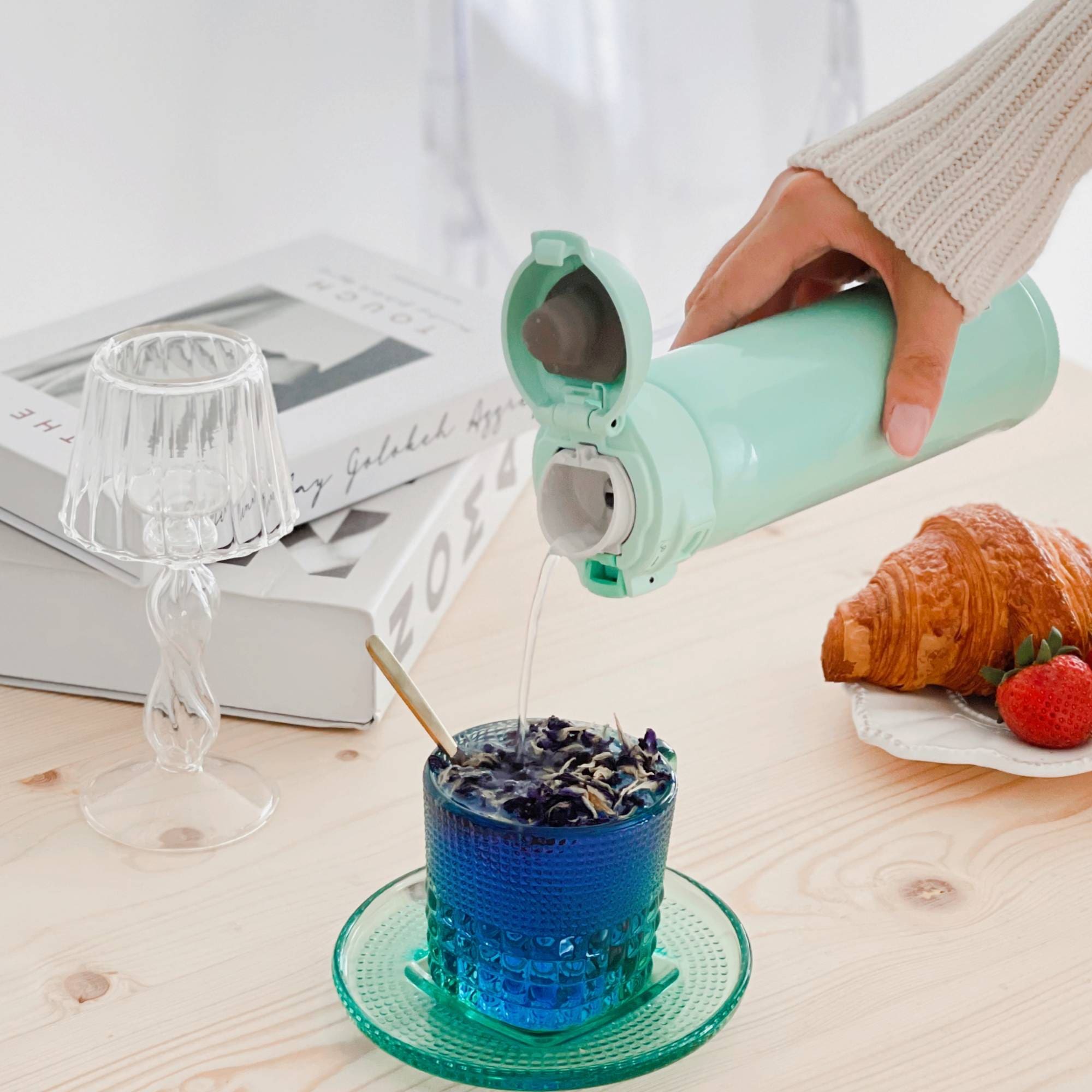 زجاجة مفرغة من الفولاذ المقاوم للصدأ من زوجيروشي، سعة 0.48 لتر - لون نعناع 